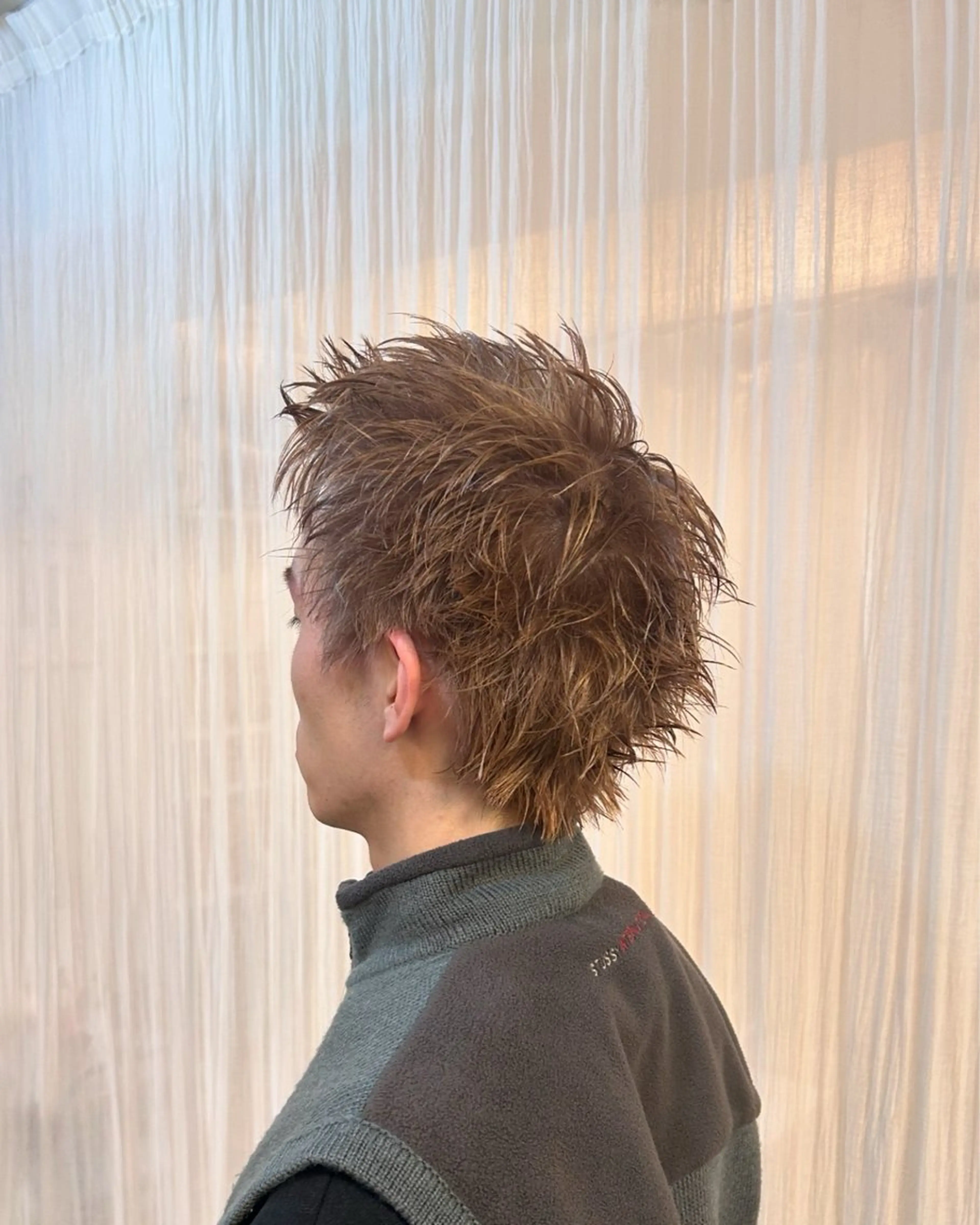 ショート メンズ スパイキーショート ショートヘア Masaki ブリーチカラーのヘアスタイル