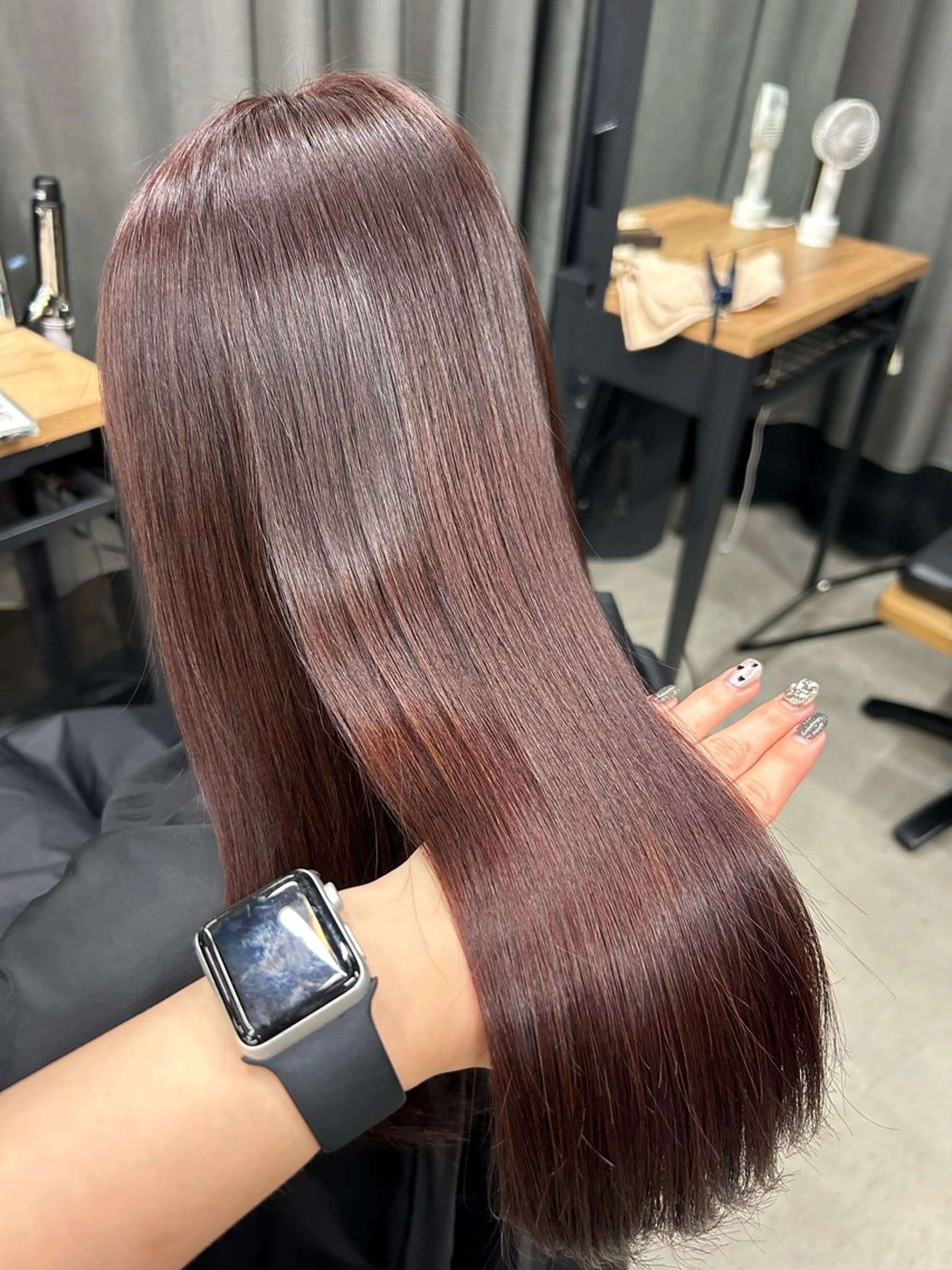 セミロング 女性らしいモテヘア 韓国ヘアhikariのヘアスタイル