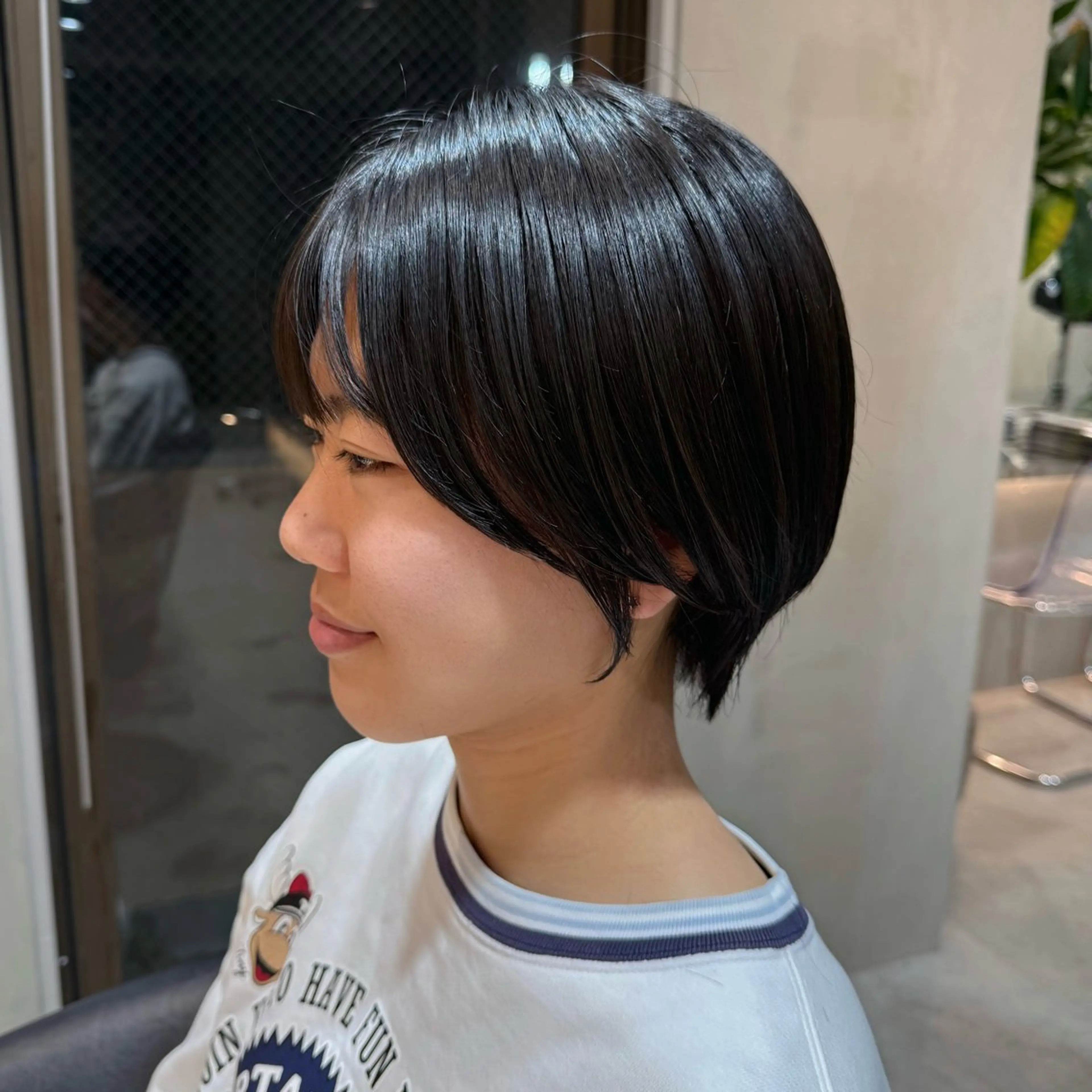 ショート Lond　Chloe所属・りな🌱ショート ☀️レイヤーボブのヘアスタイル