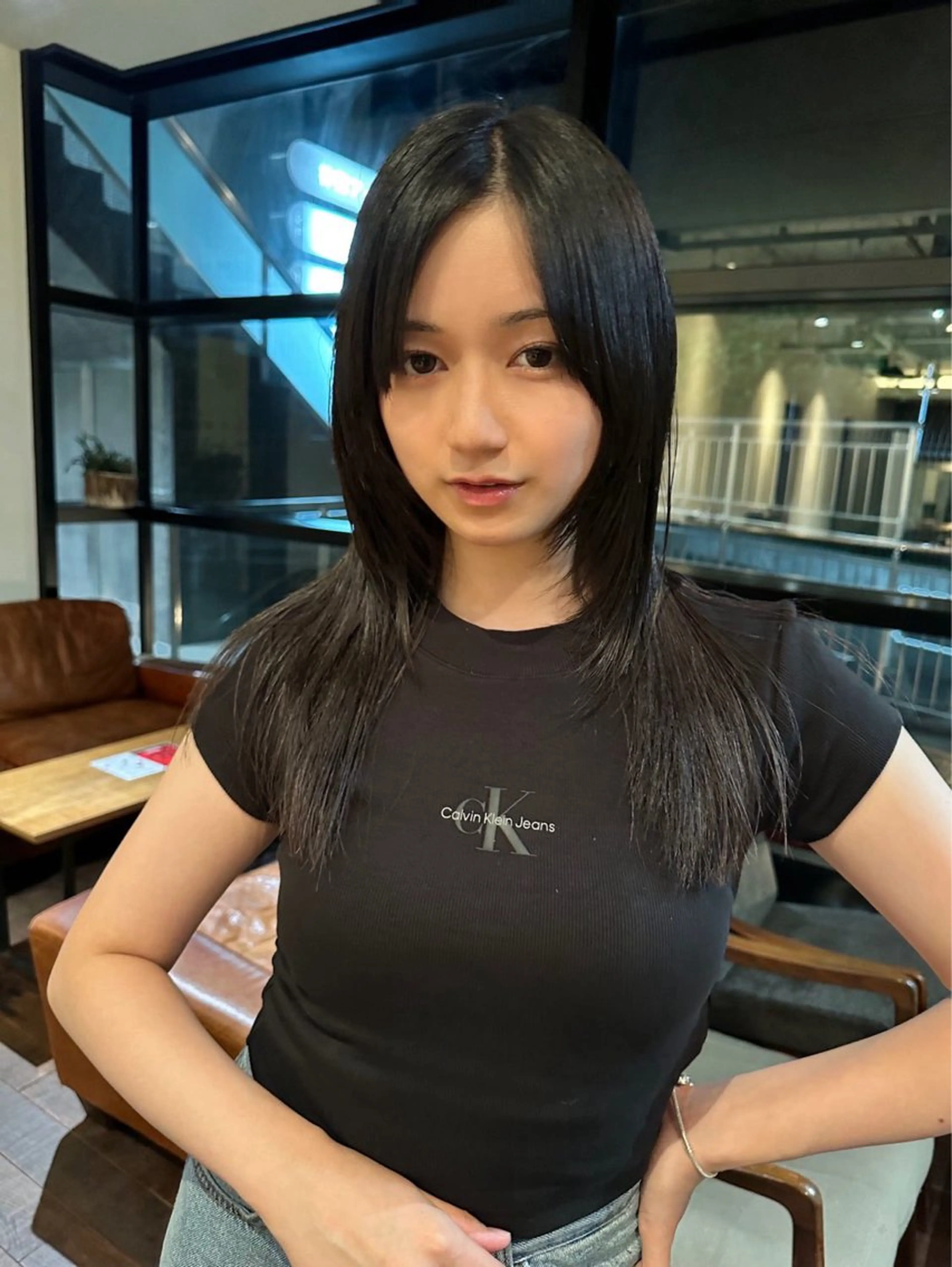 ロング ayano/レイヤー /暖色カラーのヘアスタイル