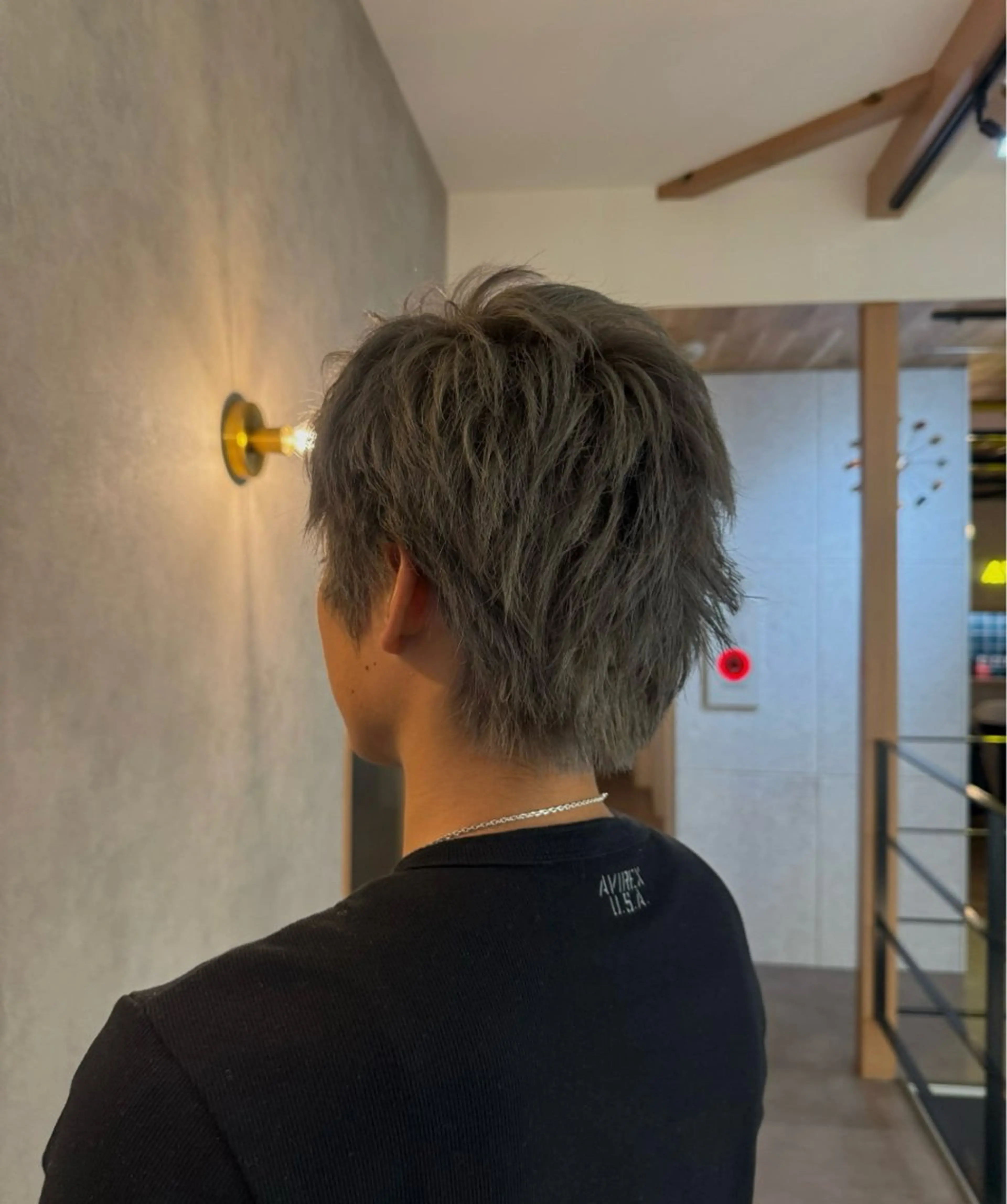 カラー 金田 彩花のヘアスタイル