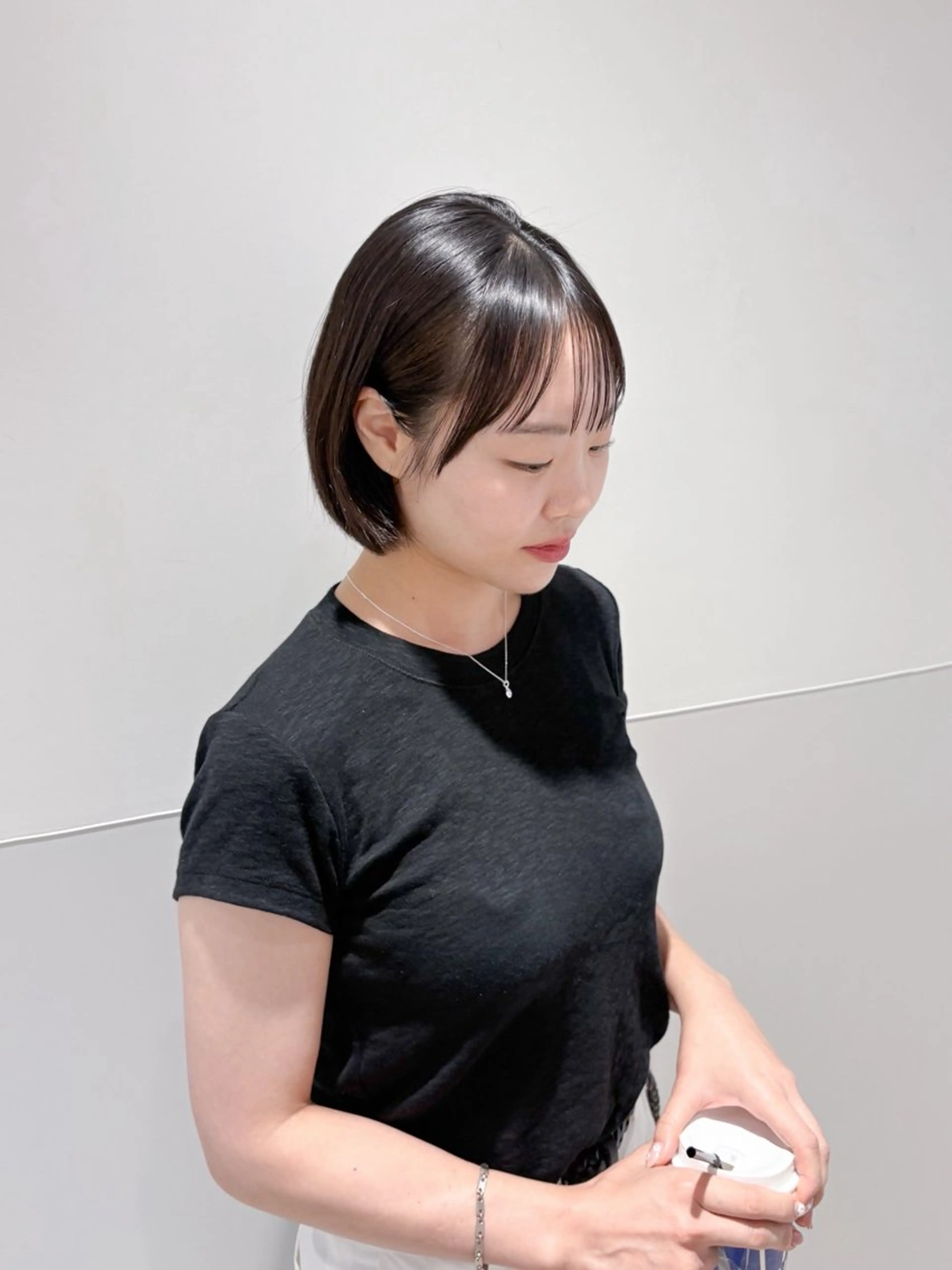 ショート カラー パーマ ヘアアレンジ メンズ 切りっぱなしボブ ボブレイヤー メンズ韓国風 ボブ くびれヘア カット 韓国ボブ/髪質改善 ニュアンス特化RYOのヘアスタイル