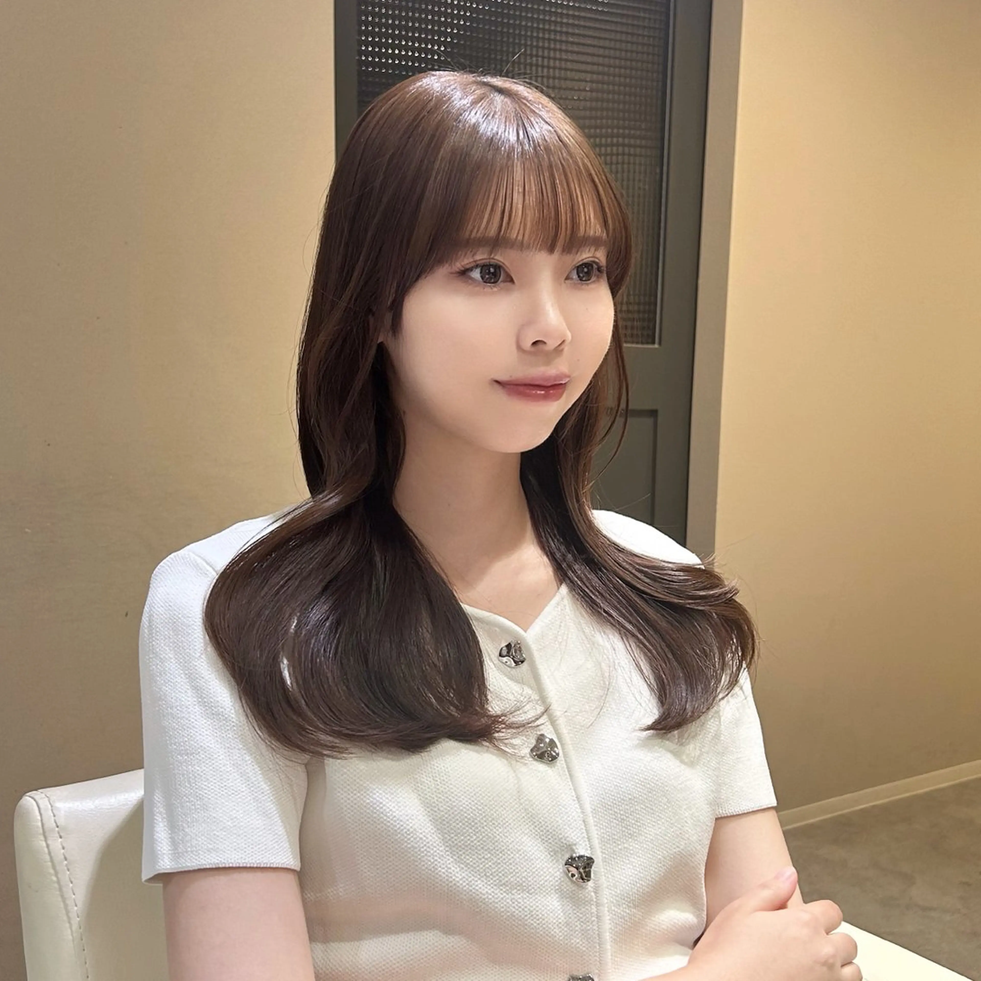 ロング レイヤーカット 谷 亜澄のヘアスタイル