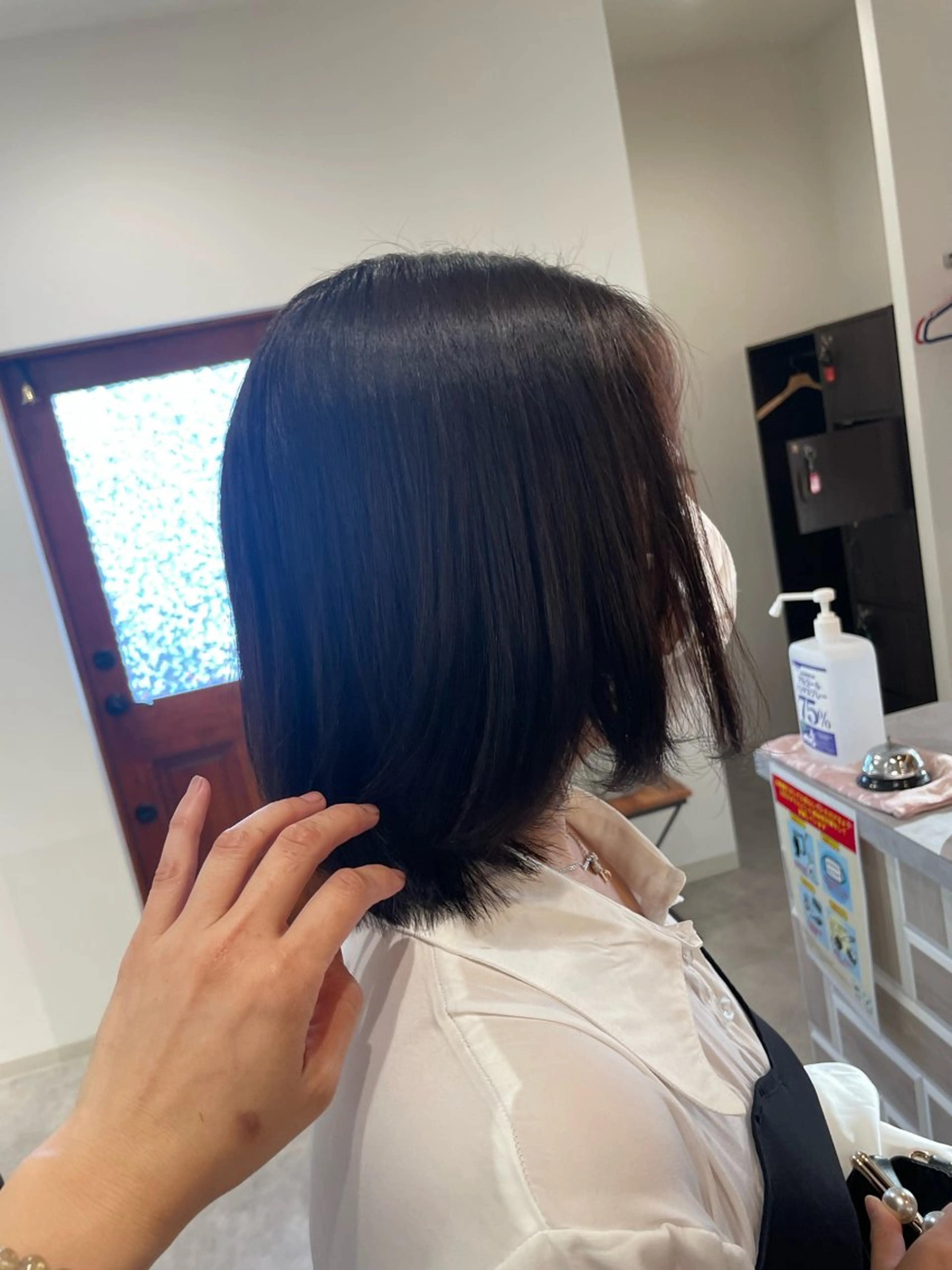 ミディアム カラー パーマ no4ナチュラル戸祭所属・山越 美裕樹のヘアスタイル