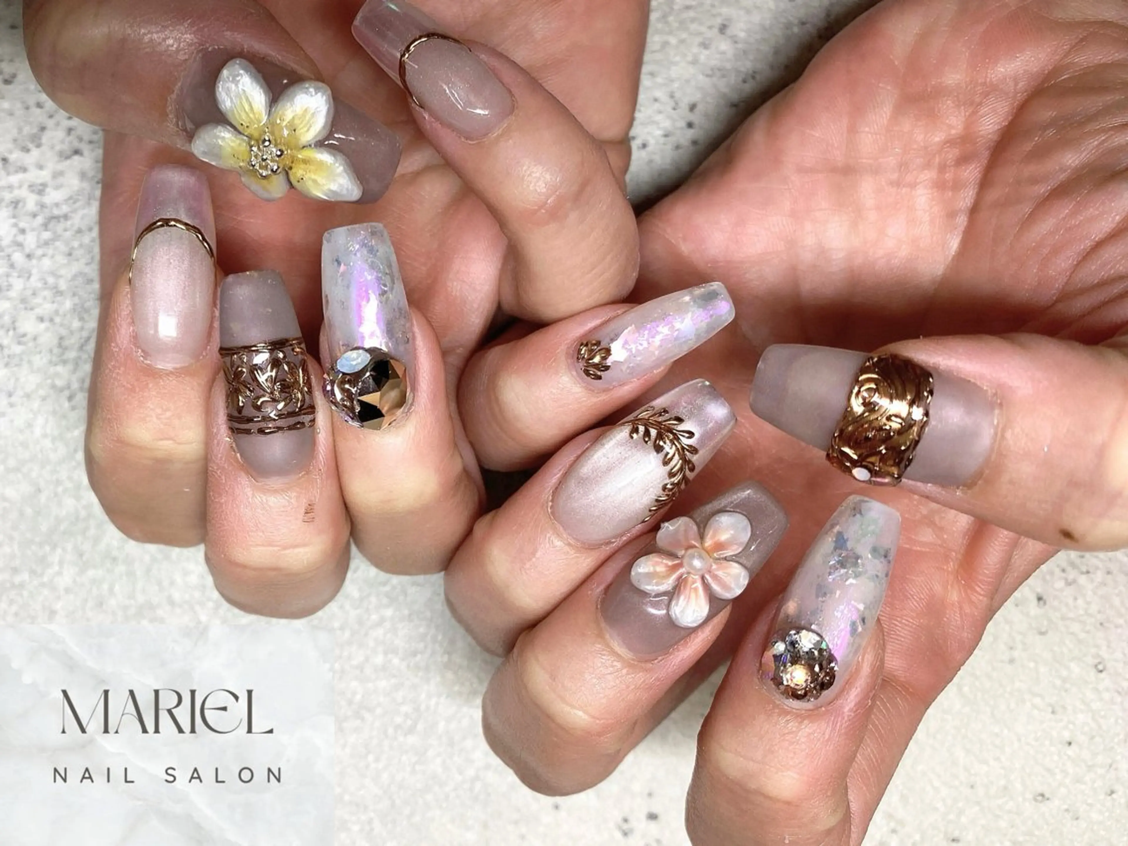 ネイル ハンドネイル ネイルサロンMARIEL所属・nailist marieのネイルデザイン