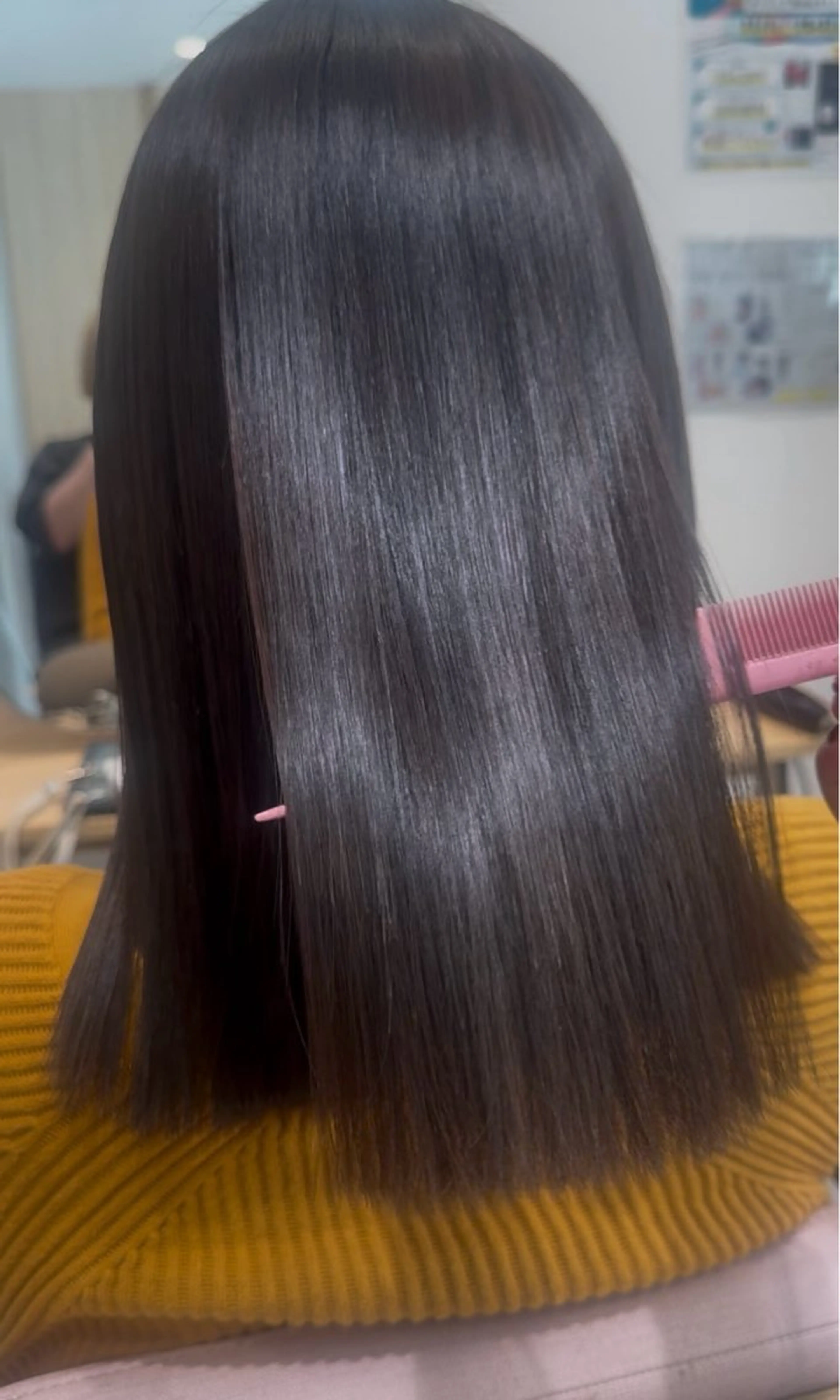 ミディアム カラー アッシュ 縮毛矯正 カット ヘアカラー 縮毛矯正 BELLE by revo所属・𝘀𝗮𝗲/ 艶髪/ショートボブのヘアスタイル