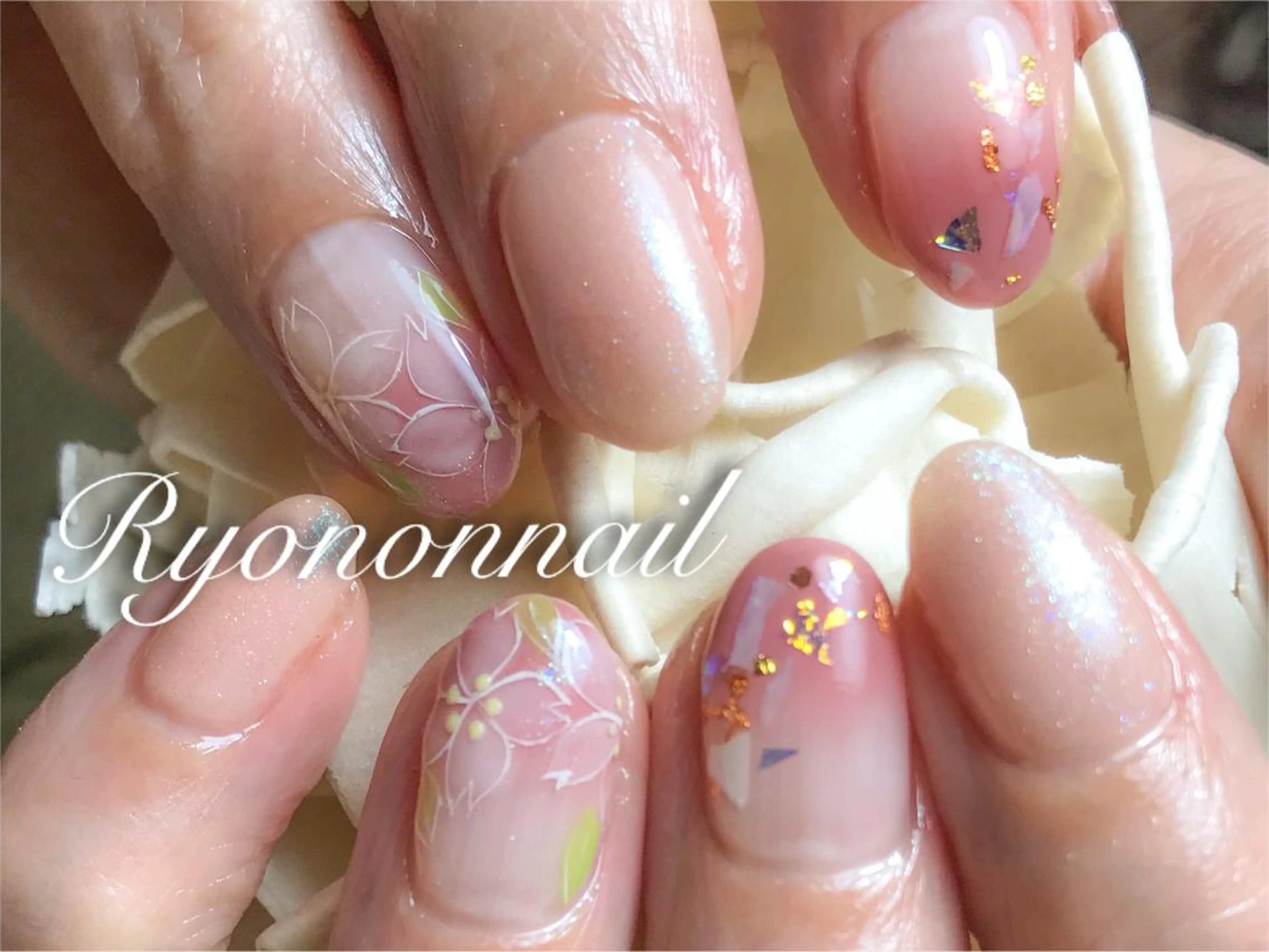 ネイル Ryononnail(リョノンネイル)所属・Ryononnail 上谷典子のネイルデザイン