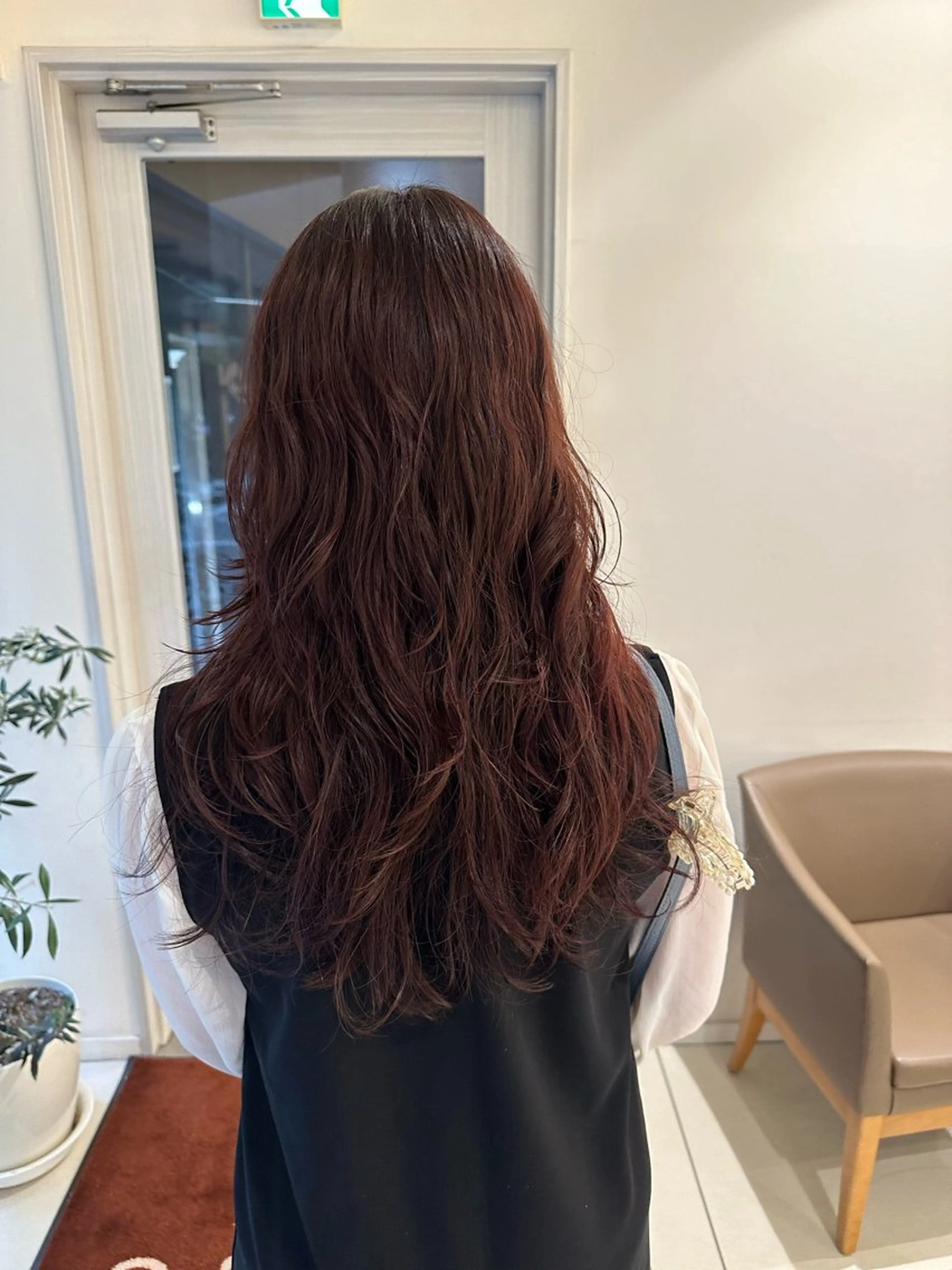 ロング カラー ヘアアレンジ タイトボブ個性派カラ ーAKANEのヘアスタイル