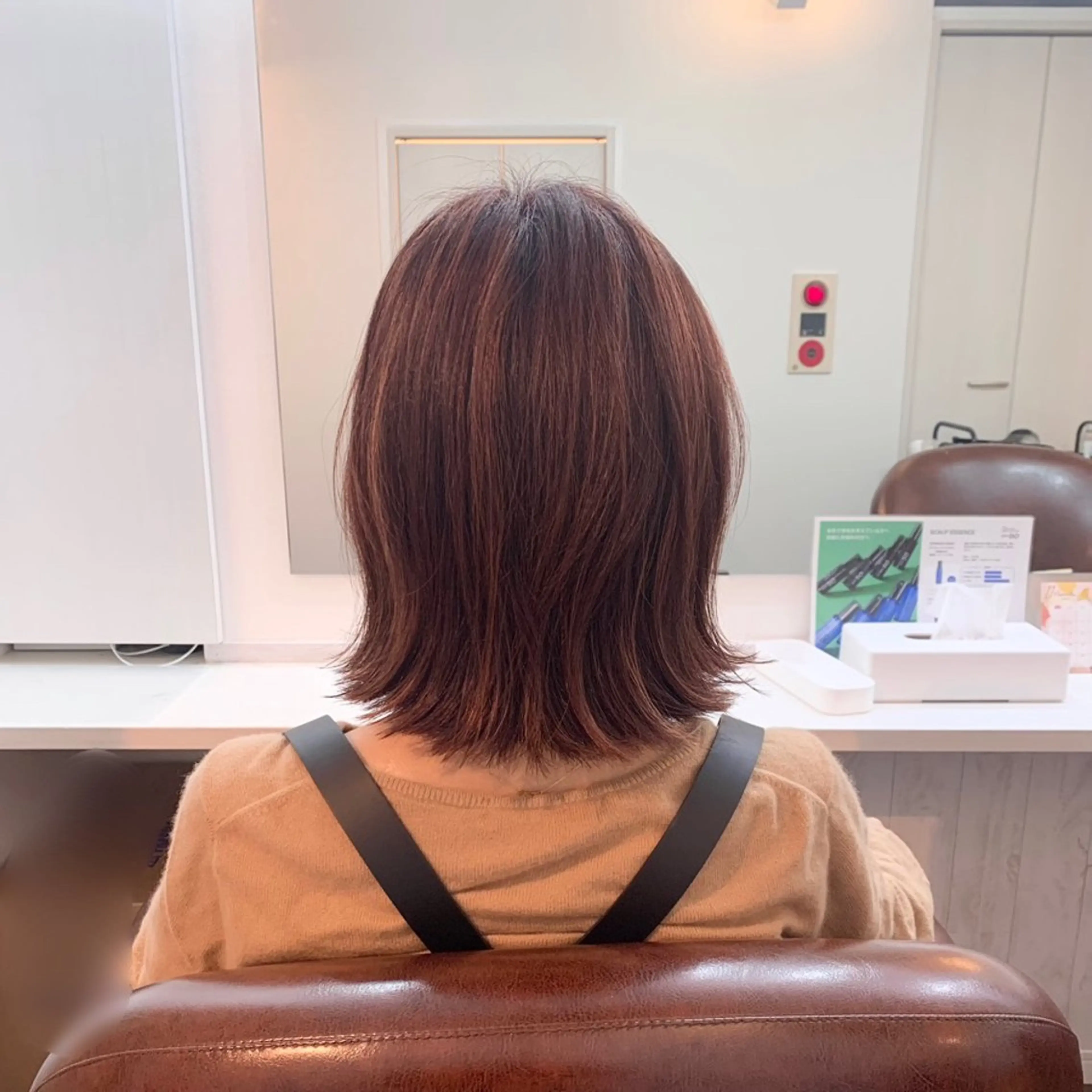 ミディアム ボブ 外ハネヘア elua kanekoのマツエク・マツパデザイン