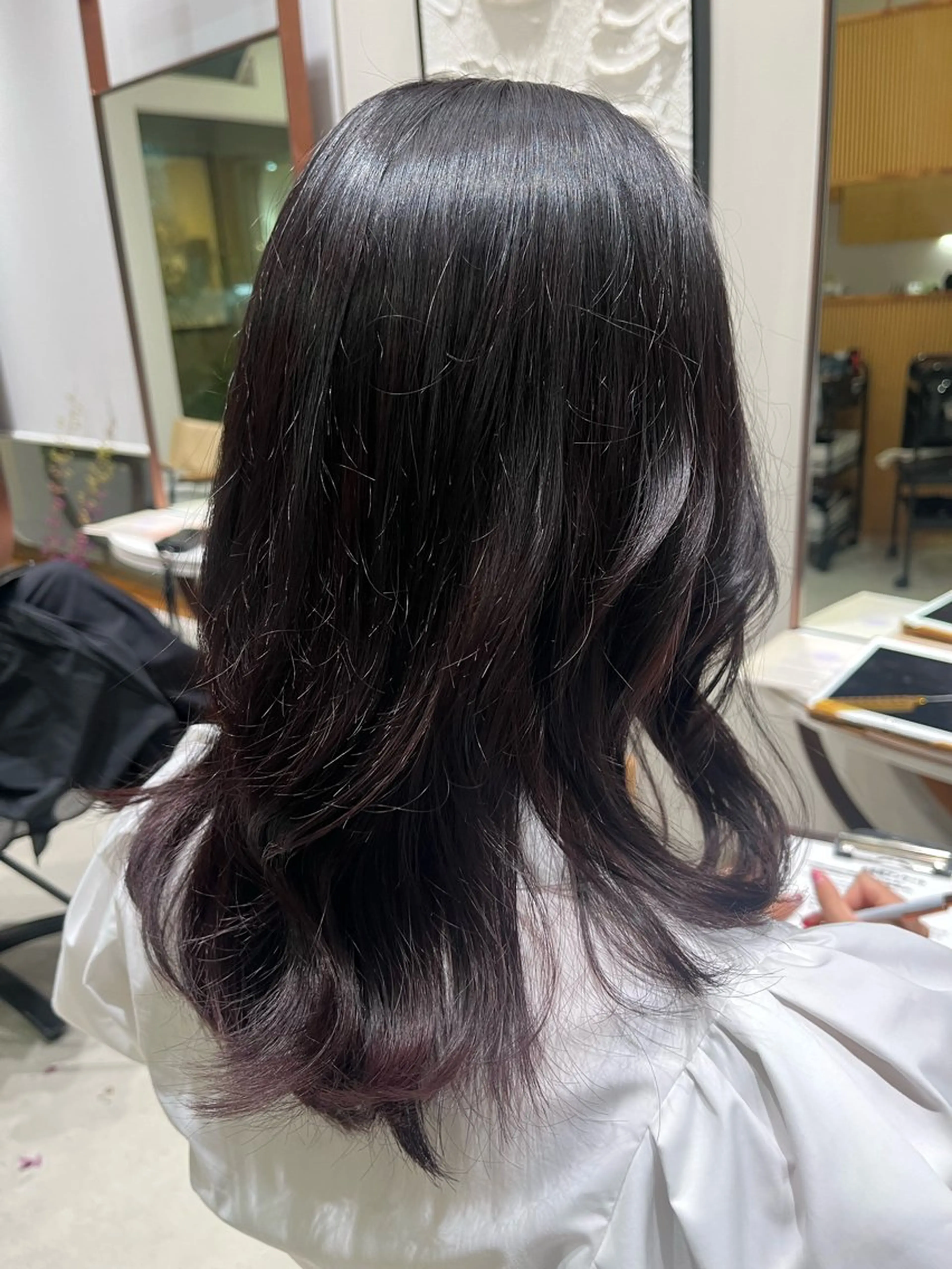 ロング カラー ピンクカラー ramphy 加藤 美羽のヘアスタイル