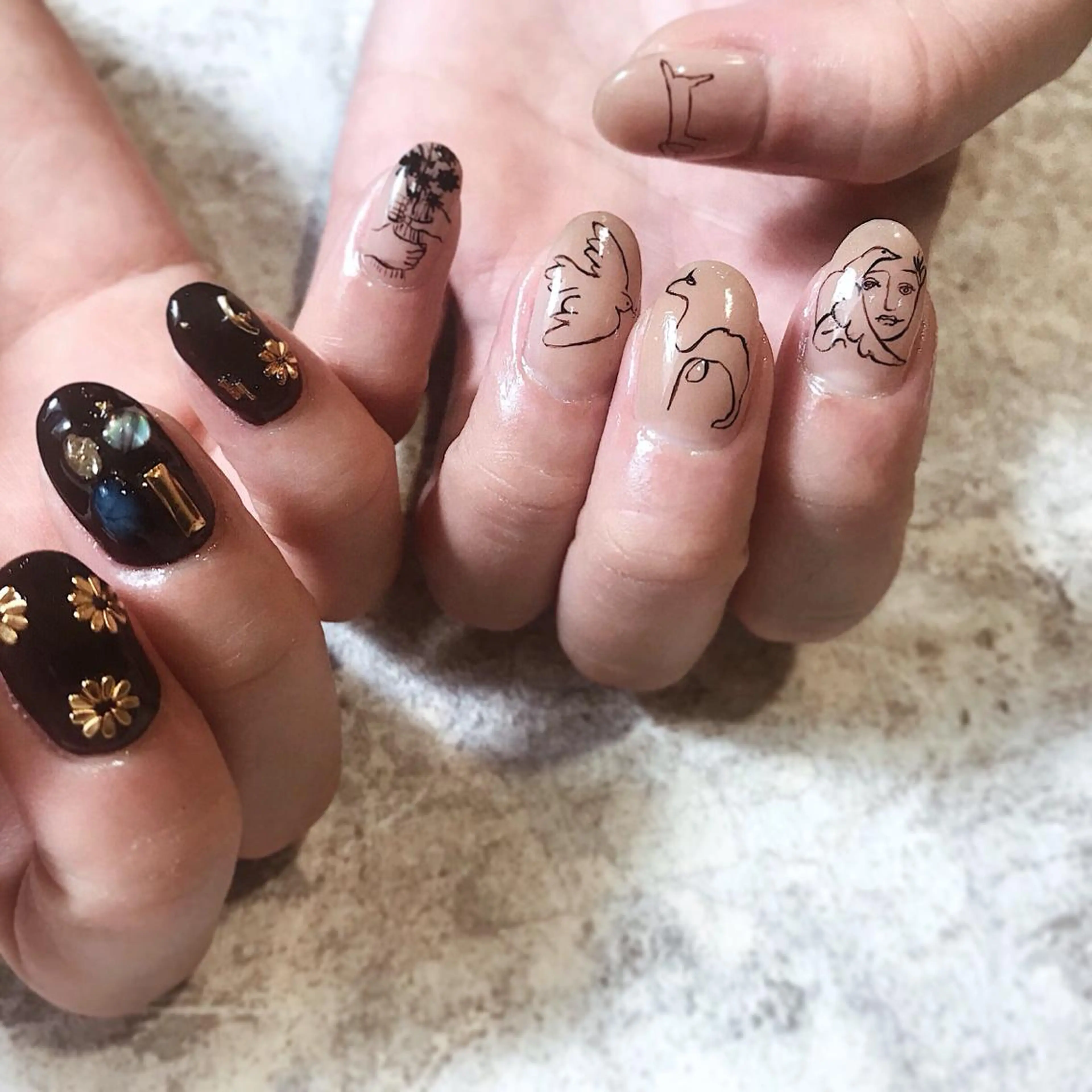 ネイル nail atelier AMBER所属・saori .の眉毛・アイブロウイメージ