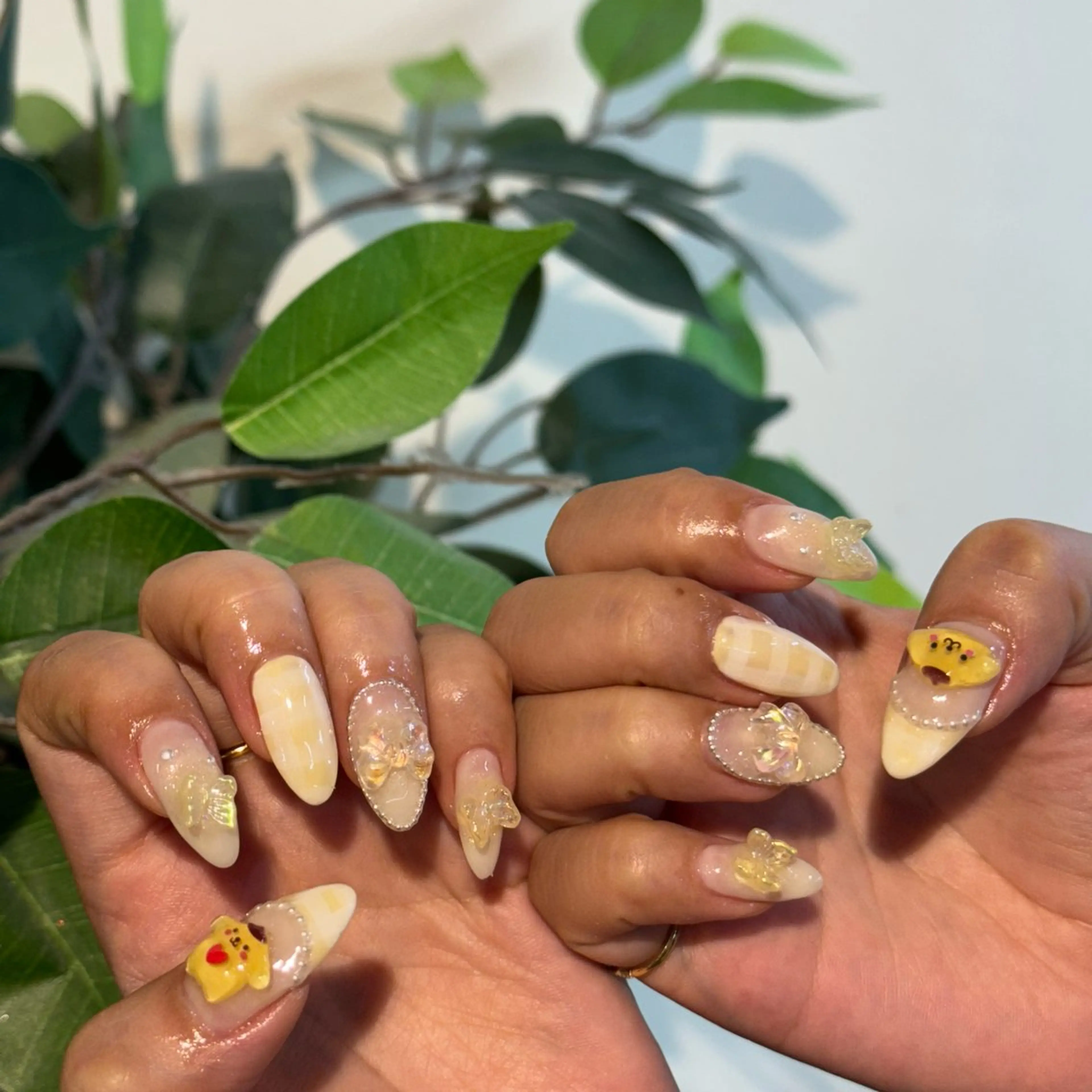 ネイル ハンドネイル ☁️BLITZ 🎀笠原雪音🎀のネイルデザイン