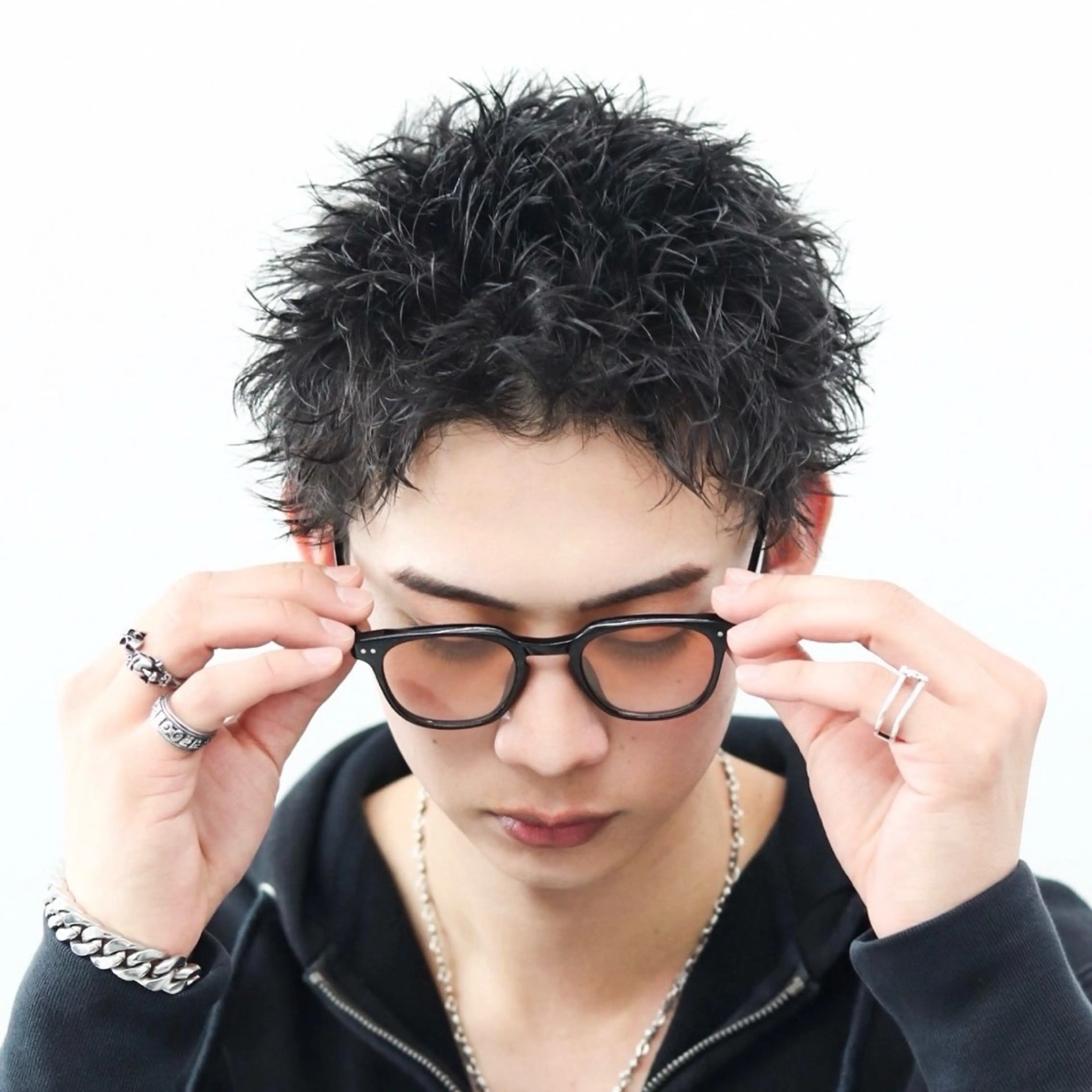 ショート パーマ メンズ メンズフェザー毛流れ パーマASHU渋谷のヘアスタイル