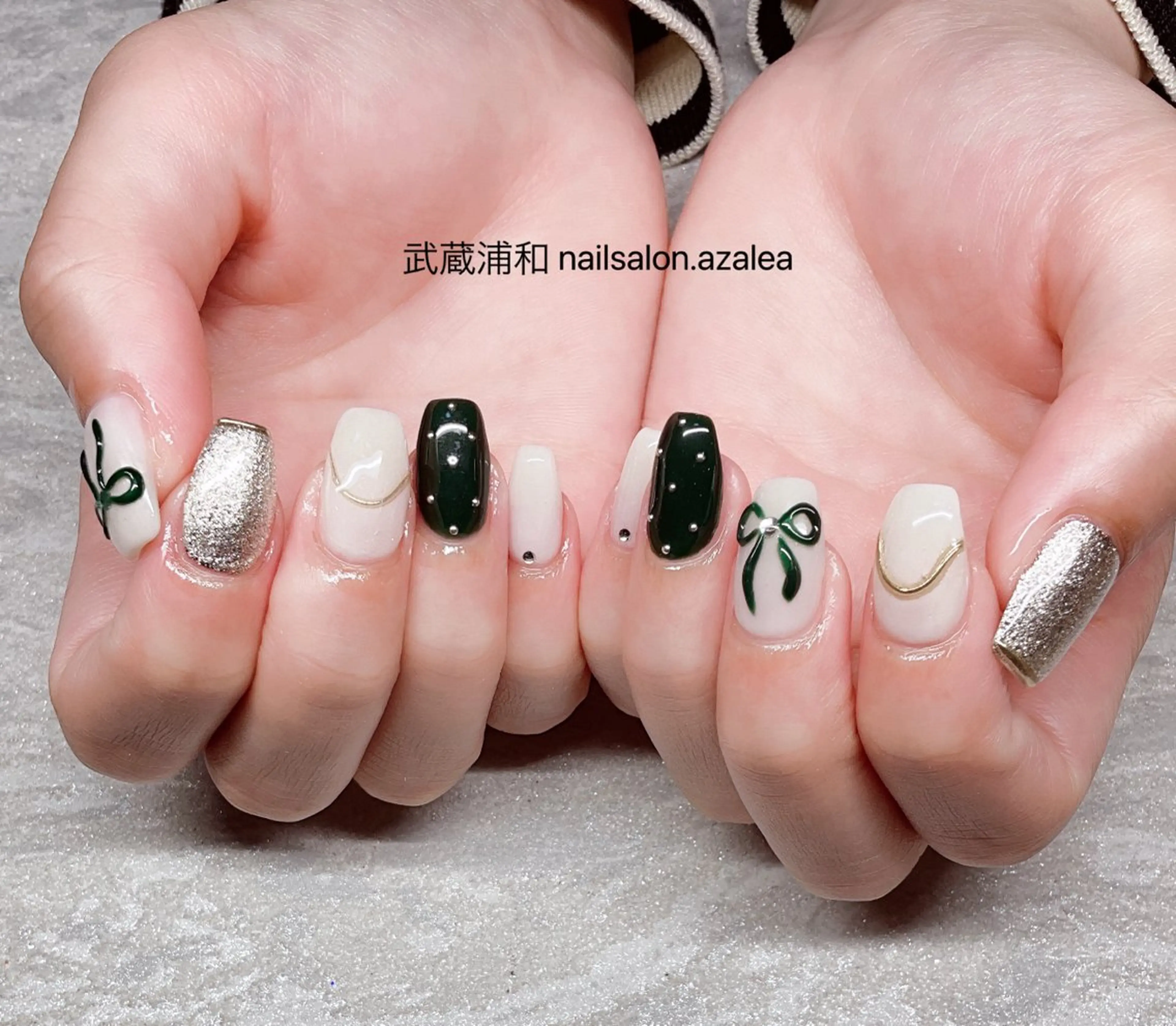 ネイル ハンドネイル R inのネイルデザイン