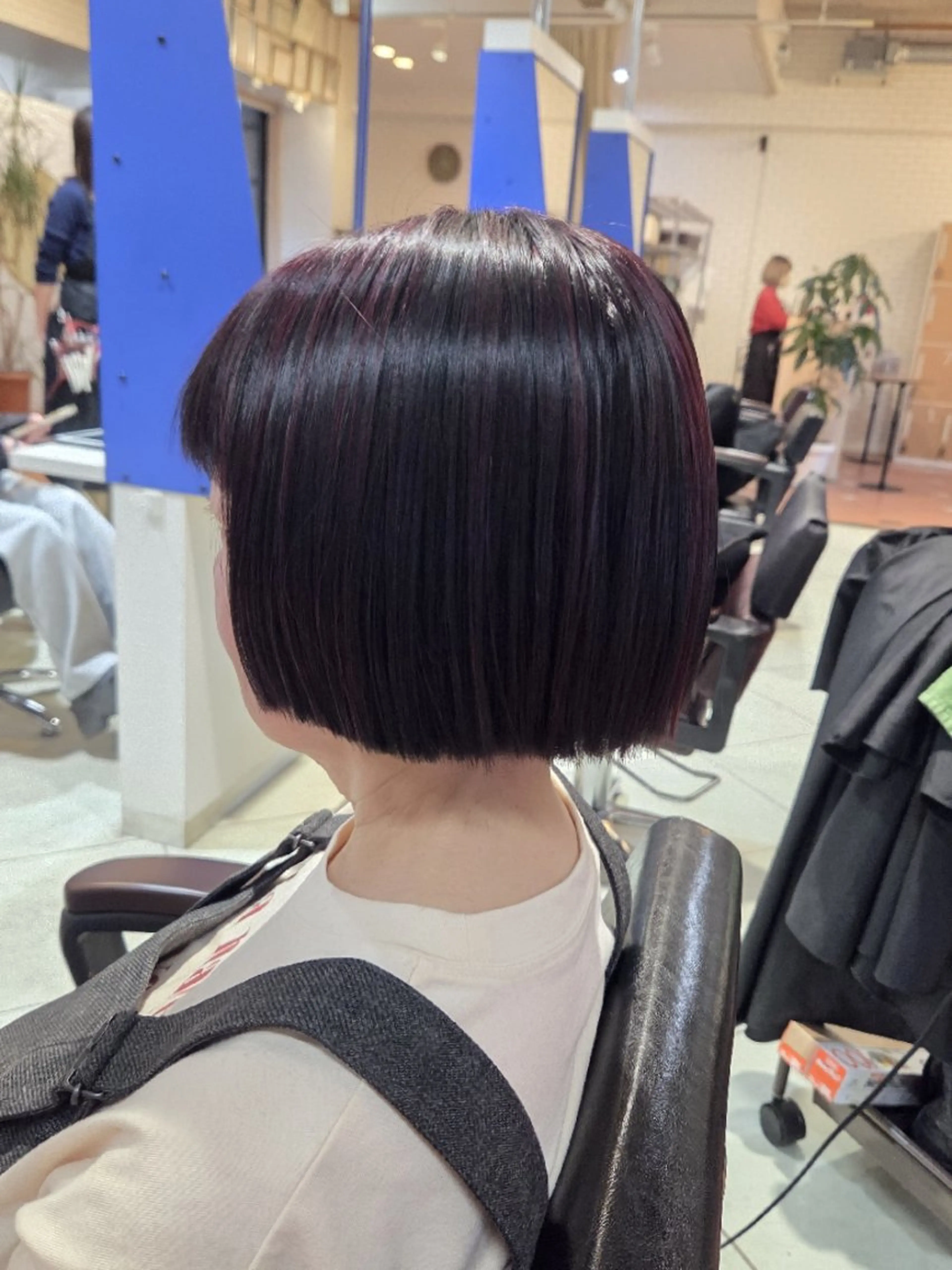 ミディアム ヘアカラー トリートメント 武鹿野 光江のヘアスタイル