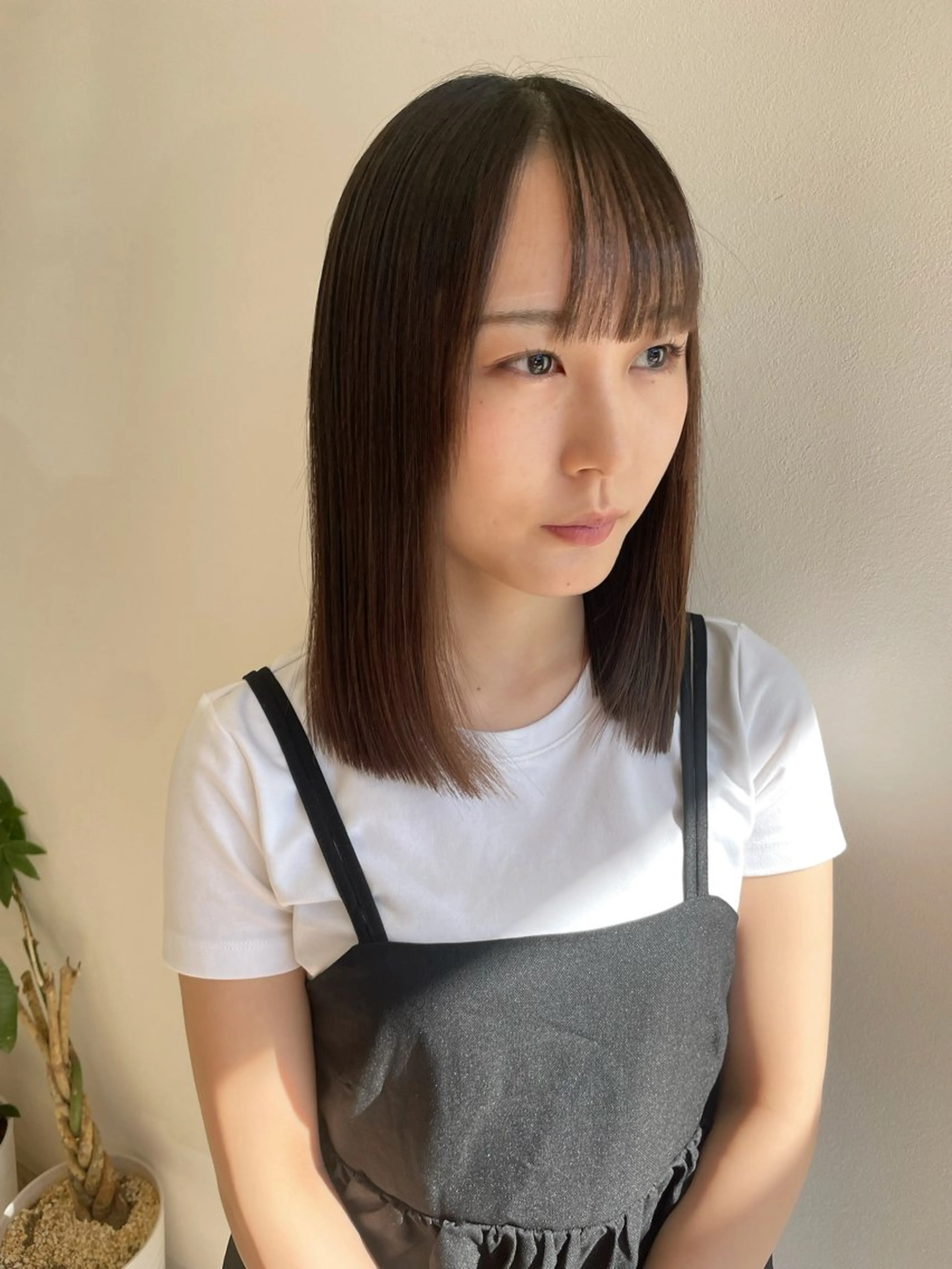 ミディアム Amelie所属・鈴木 梨瑚のヘアスタイル