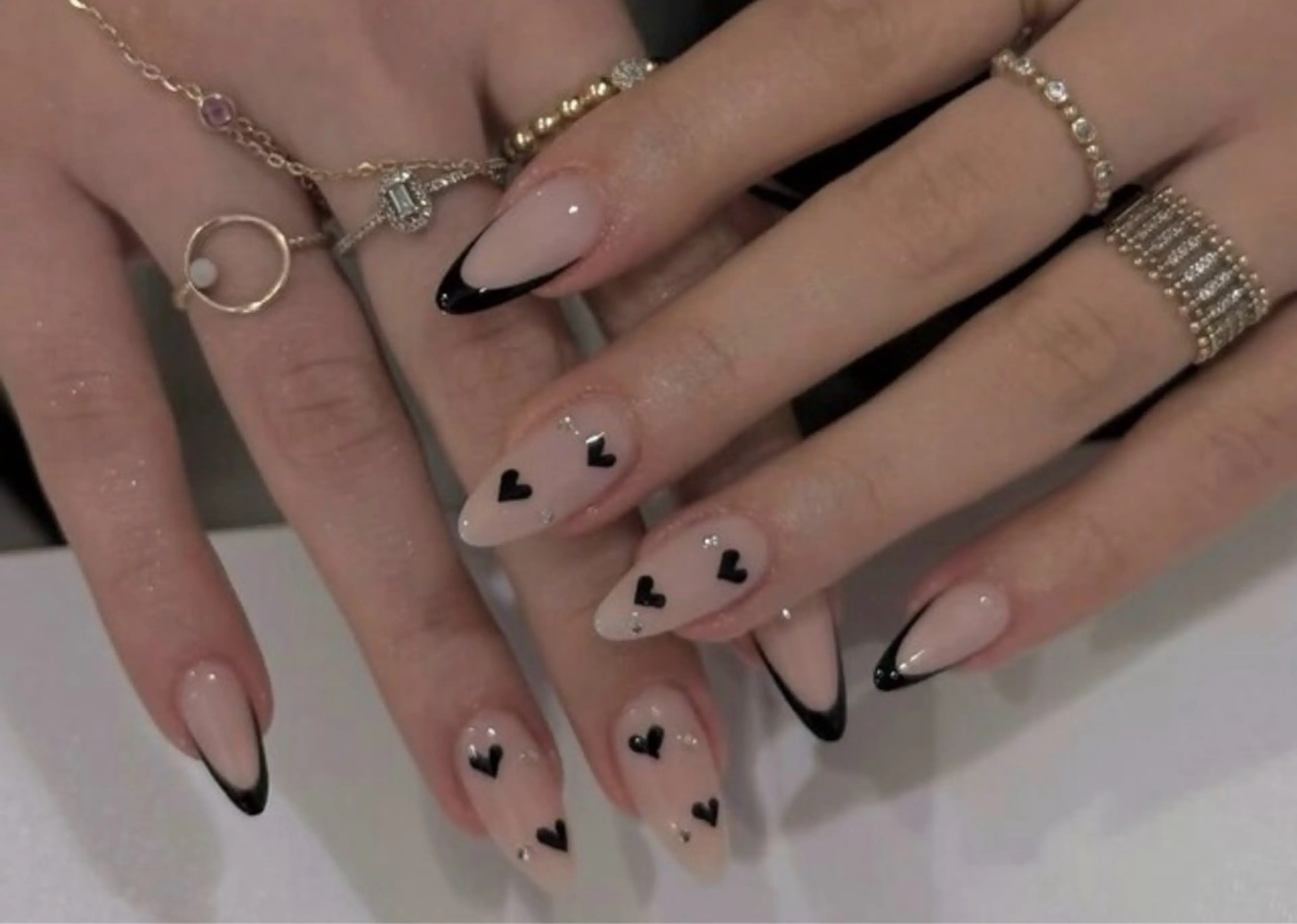 ネイル アートネイル オーロラネイル クリアネイル 長さ出し フレンチネイル ハンドネイル K Kのネイルデザイン