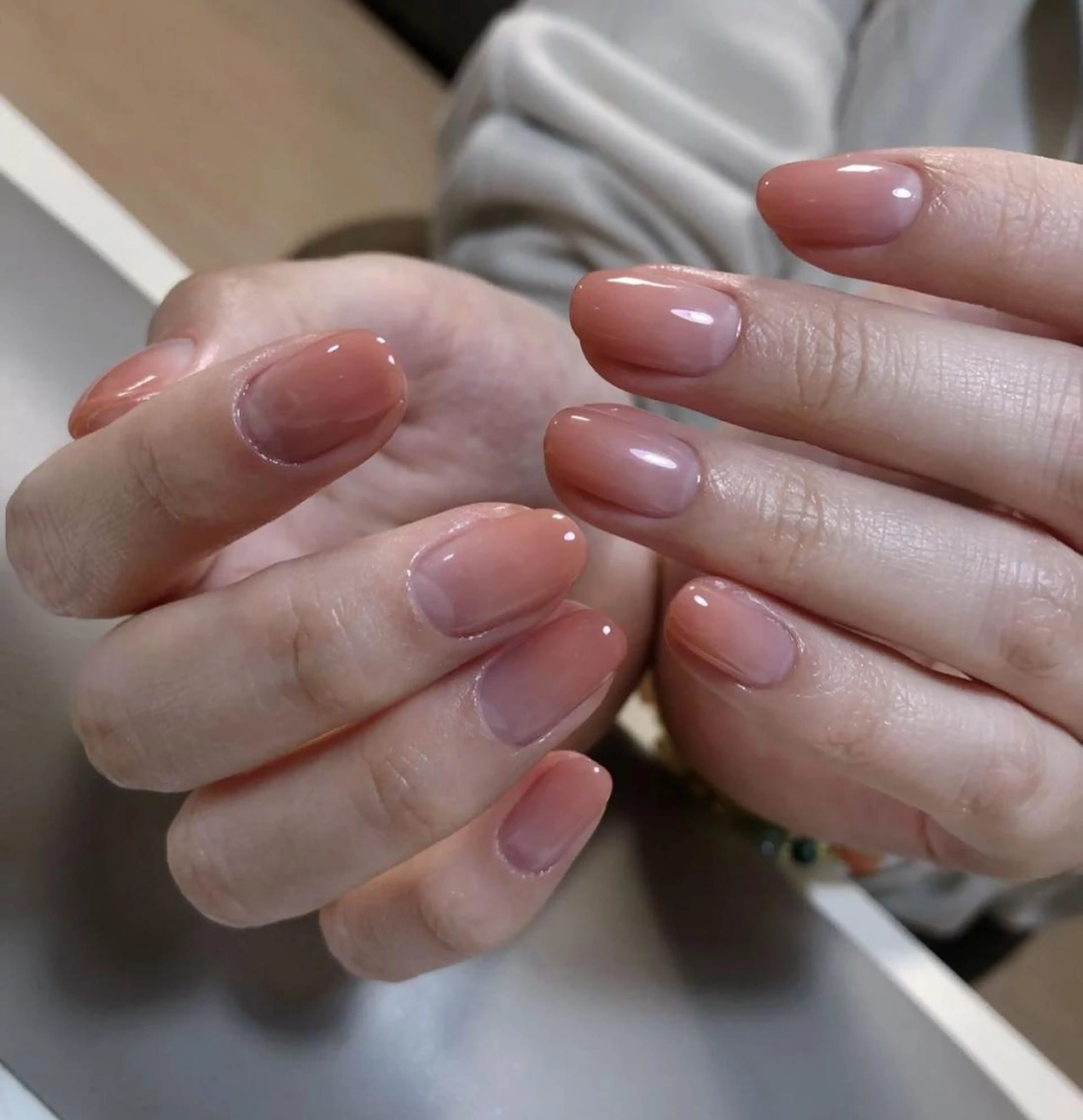 ネイル フレンチネイル Queens PUPUのネイルデザイン