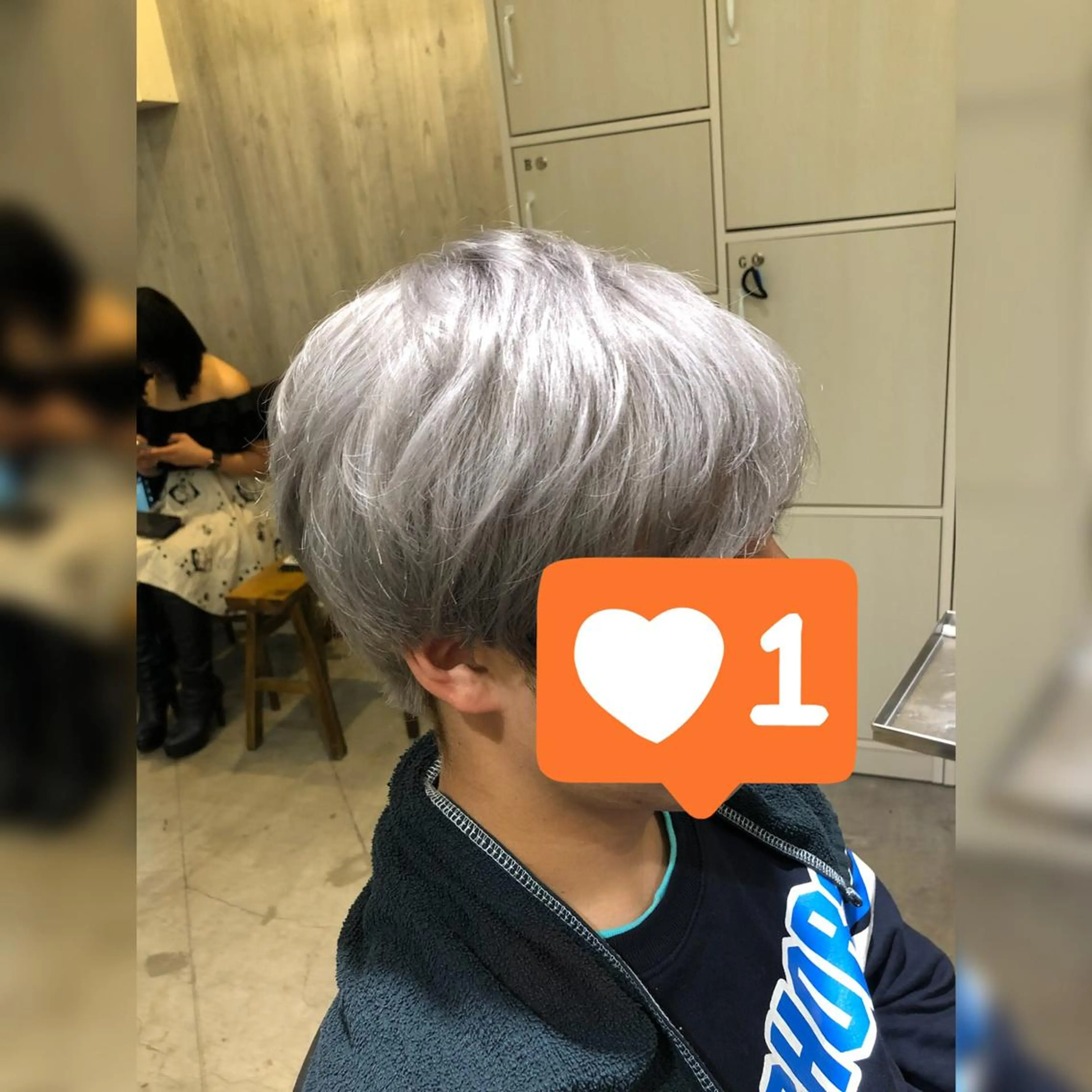 ショート カラー ブリーチ 舘野 太嘉宏のヘアスタイル