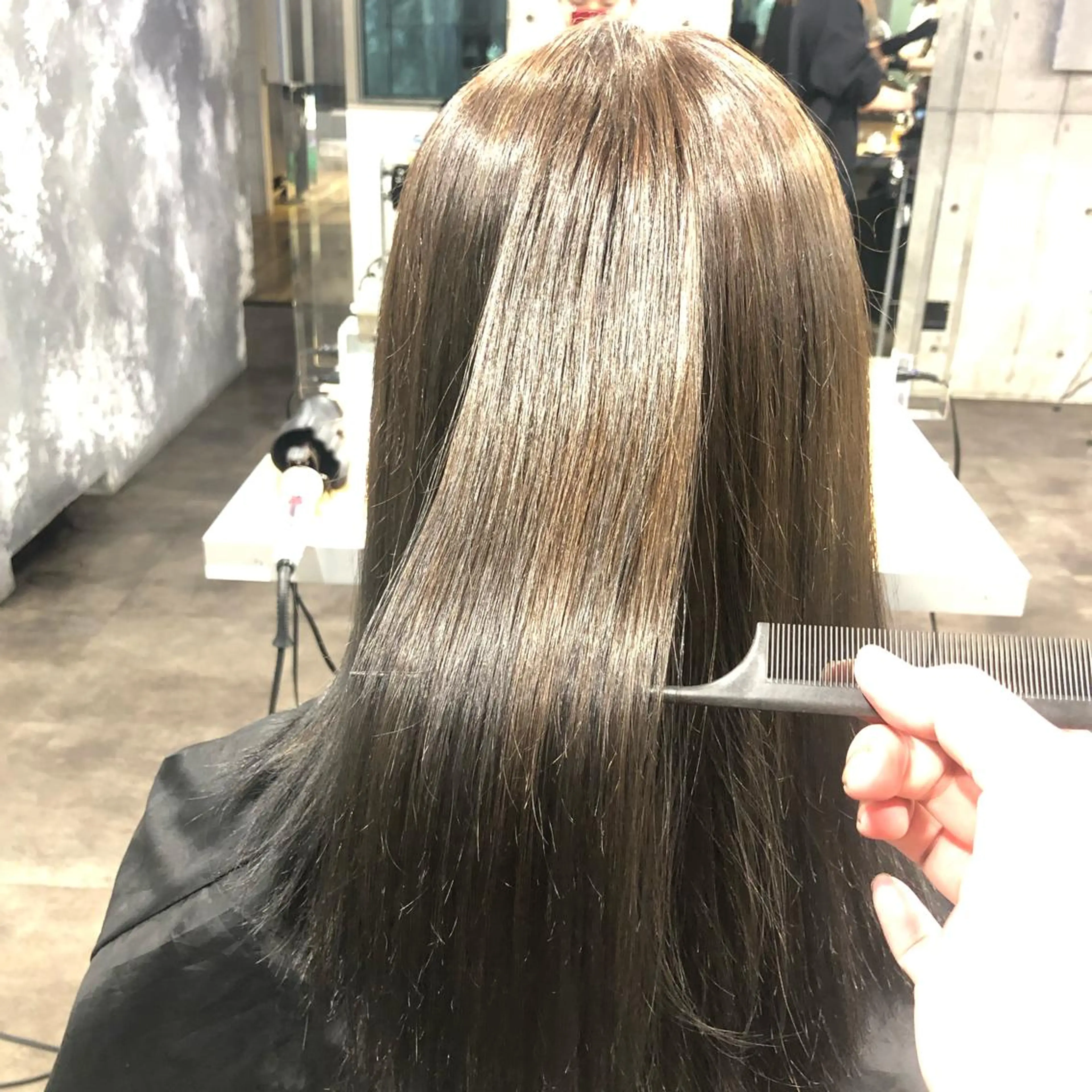 セミロング カラー 🔷似合わせのプロ KUMA🔷のヘアスタイル