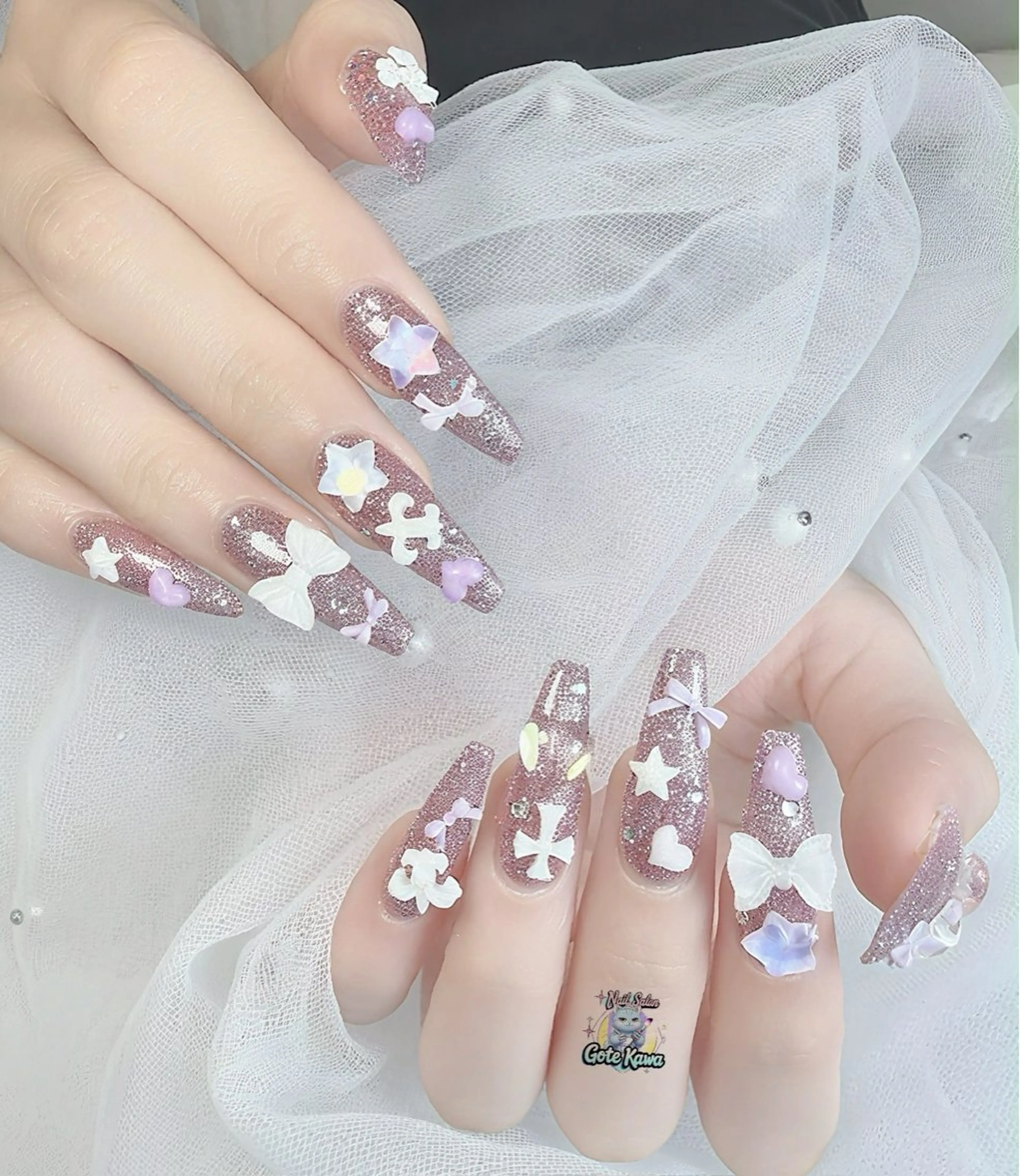 ネイル アートネイル オーロラネイル ボルドー チークネイル フレンチネイル ハンドネイル ハンドケア GOTE KAWA Nail Salon(ゴテかわ)所属・Gote Kawa nail salonのネイルデザイン