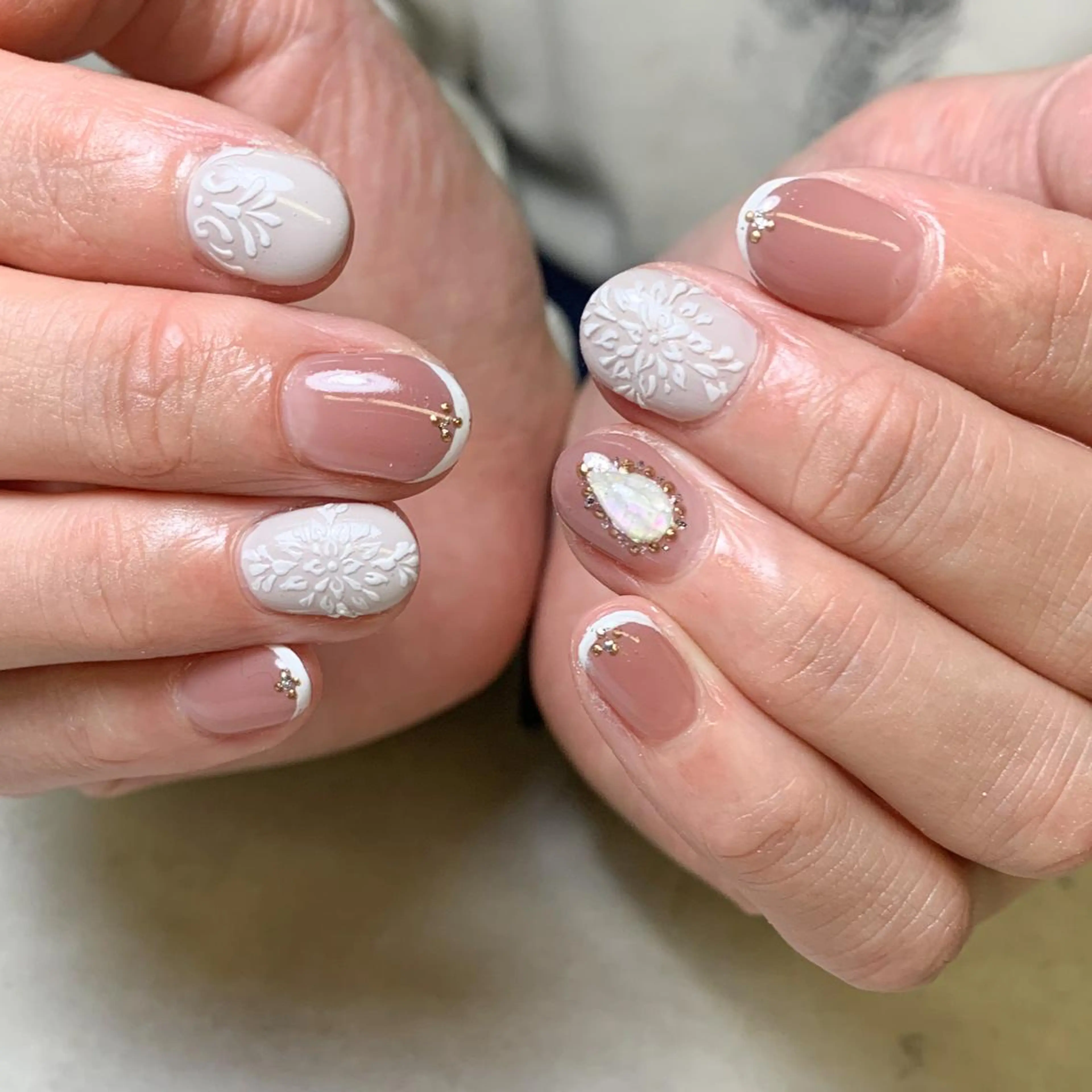 ネイル atelier　FIORITURA所属・FIORITURA aiのネイルデザイン