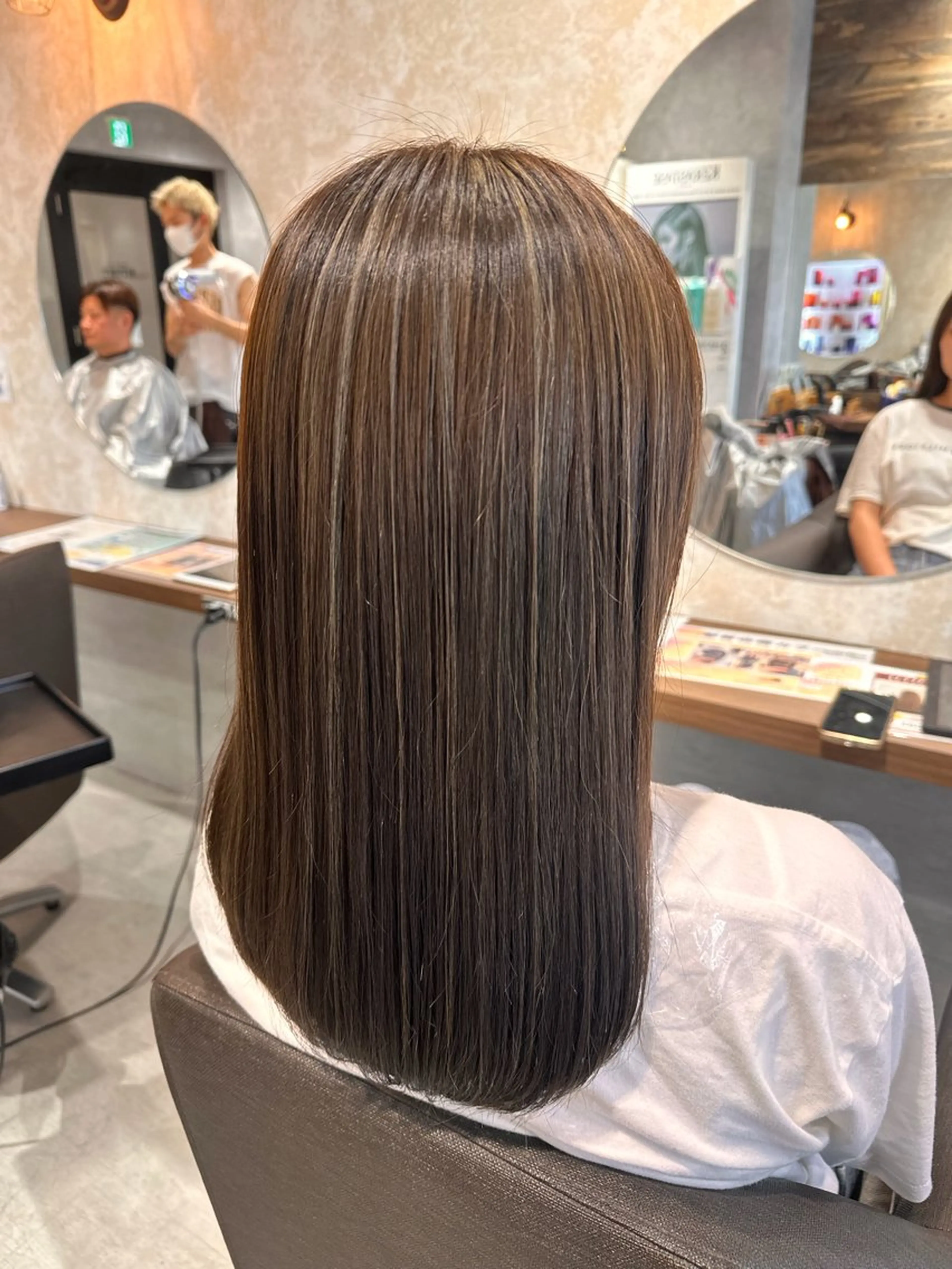 セミロング カラー ベージュカラー ハイライトカラー ハイライト 🆕TRUTH千葉店 店長Yuのヘアスタイル