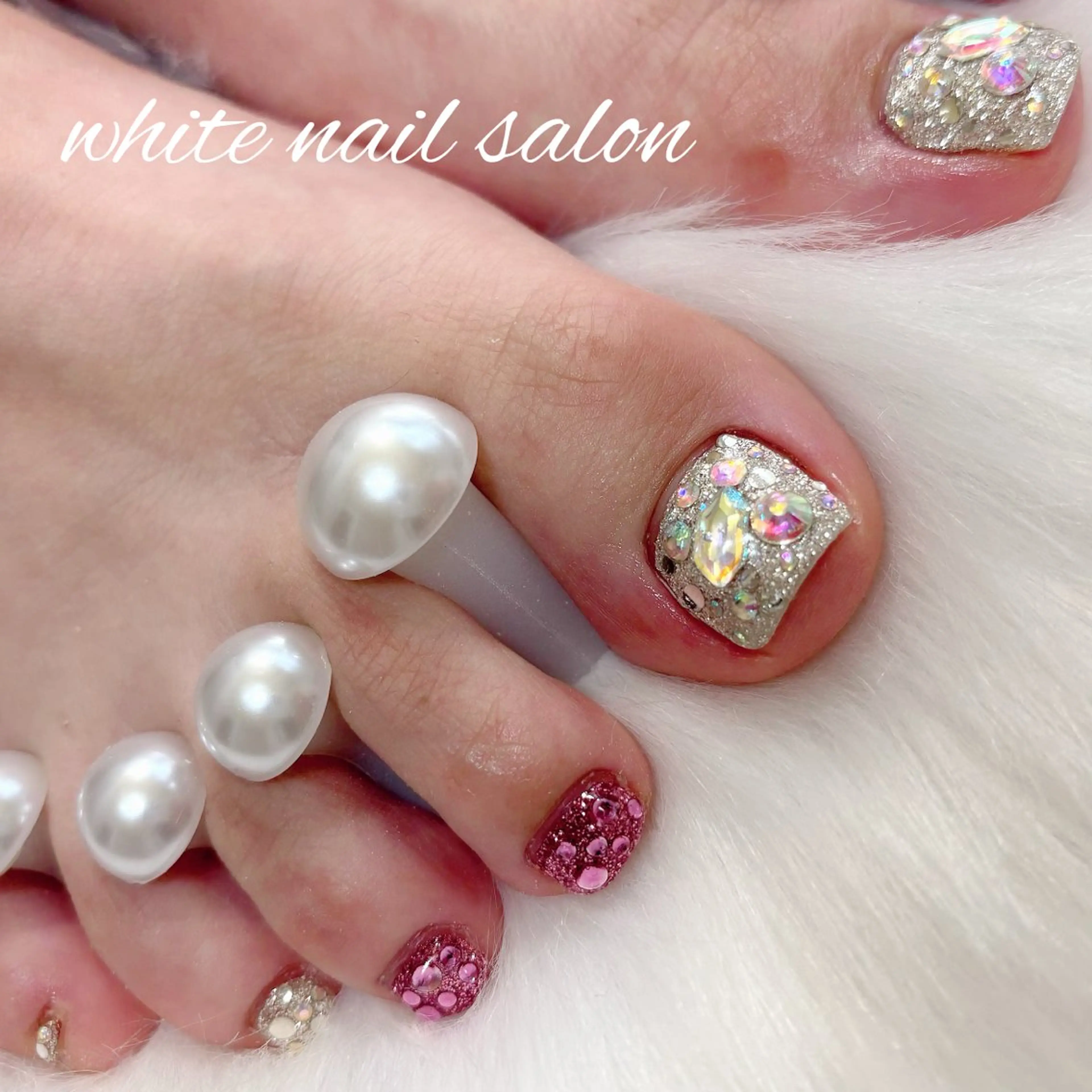 ネイル フットネイル 持ち込み フットネイル white nail salonのネイルデザイン