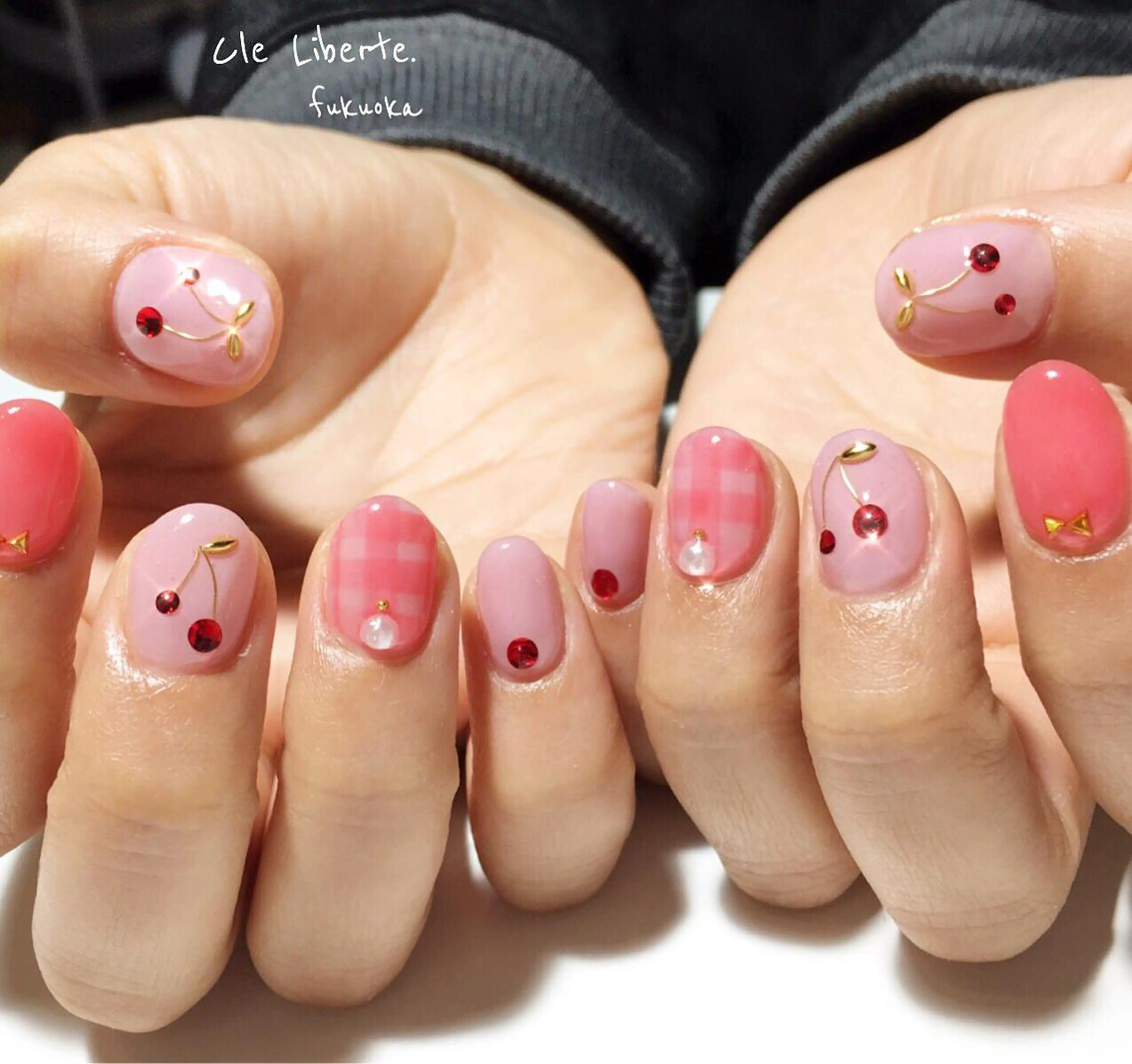ネイル Elio所属・Elio 国泰寺のネイルデザイン