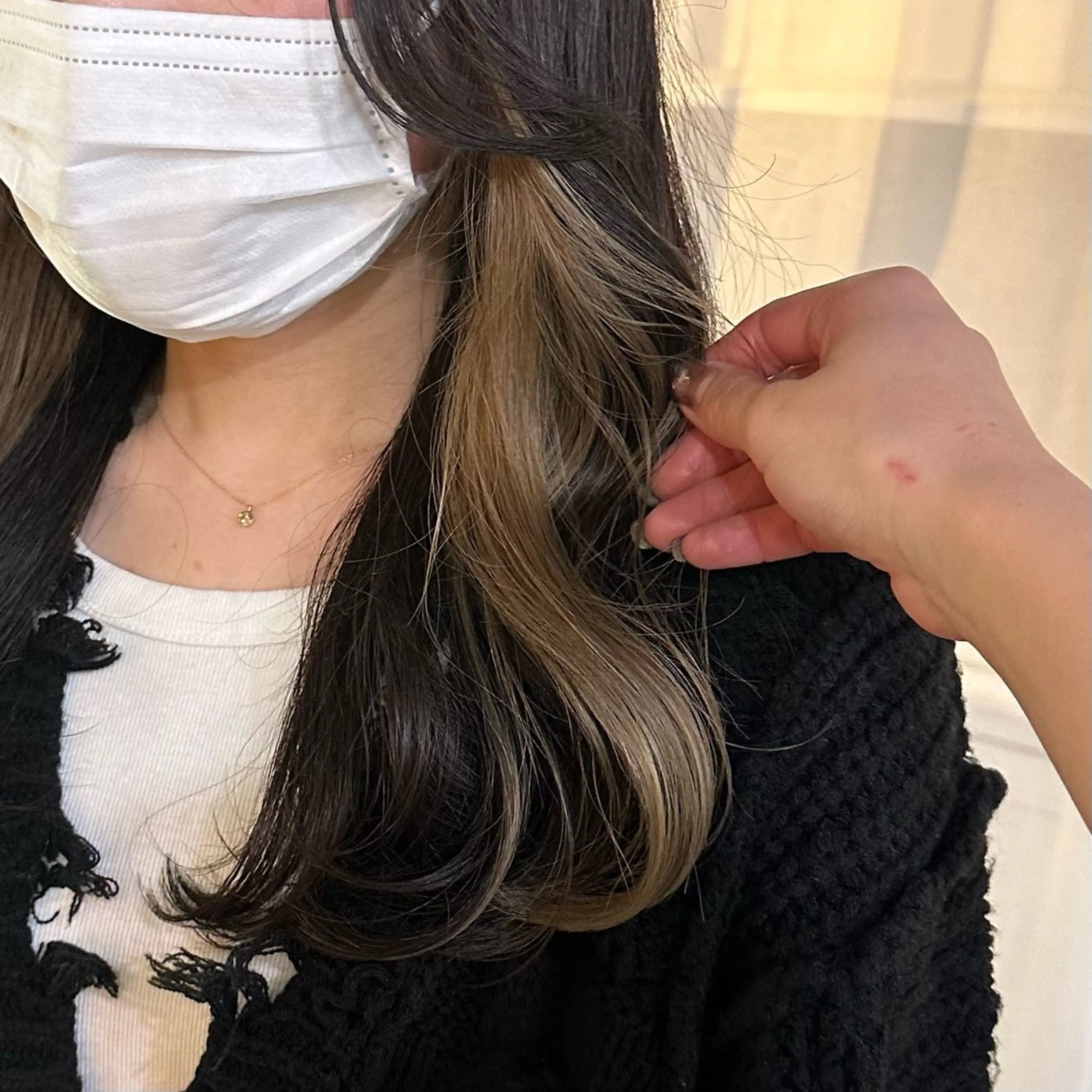 セミロング カラー Rinka/梅田/ 透け感カラー🤎のヘアスタイル