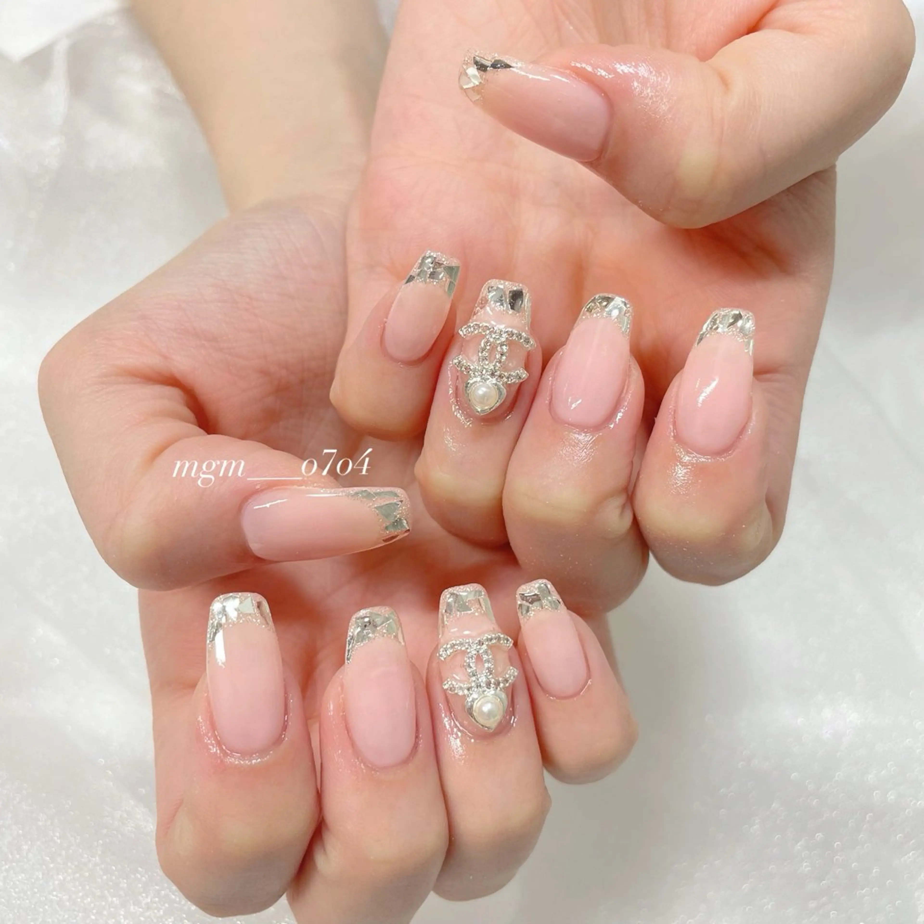 ネイル ハンドネイル ハンドケア MoON...❤︎ MeGuのネイルデザイン