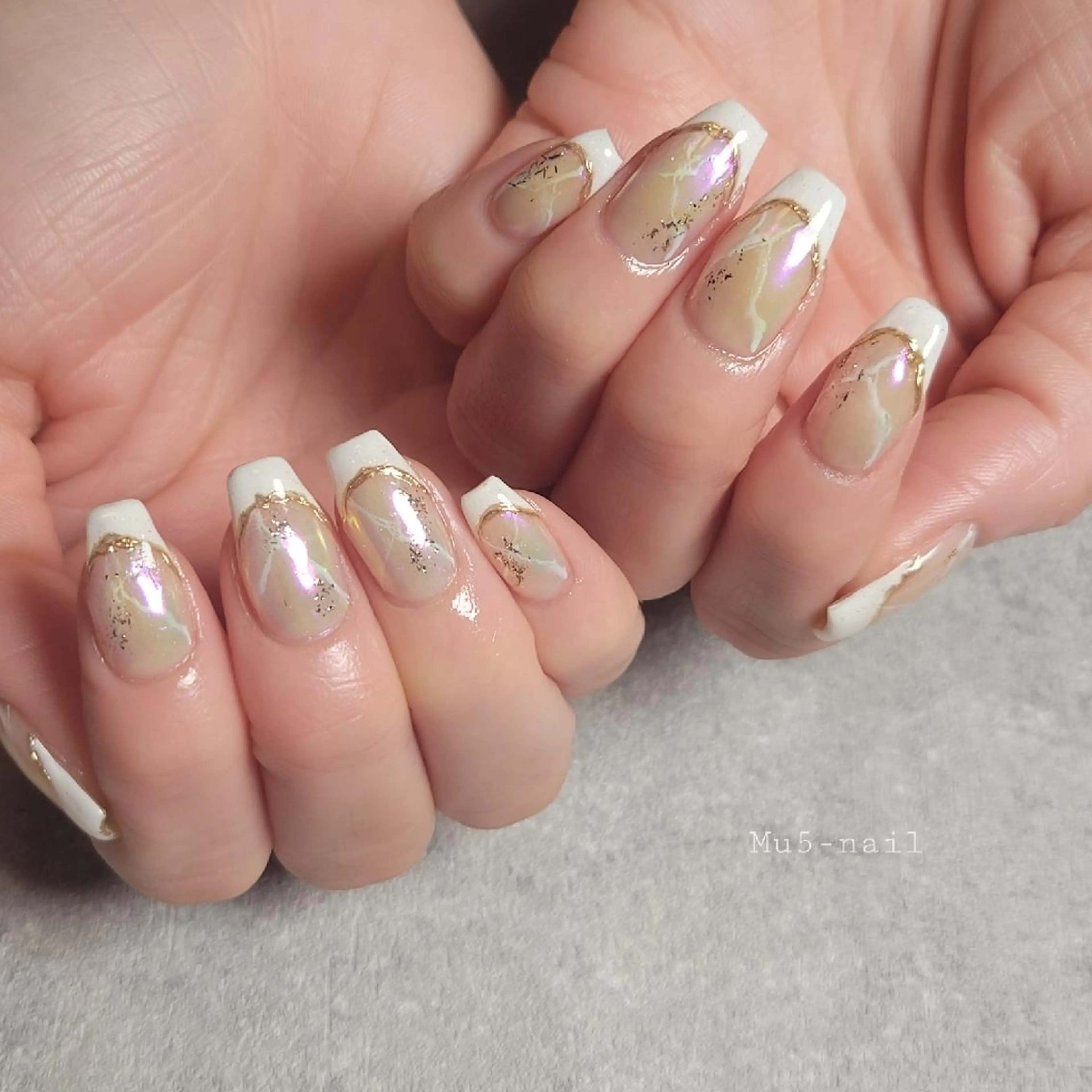 ネイル ニュアンスネイル MU5-nail 金山ネイルサロンのネイルデザイン
