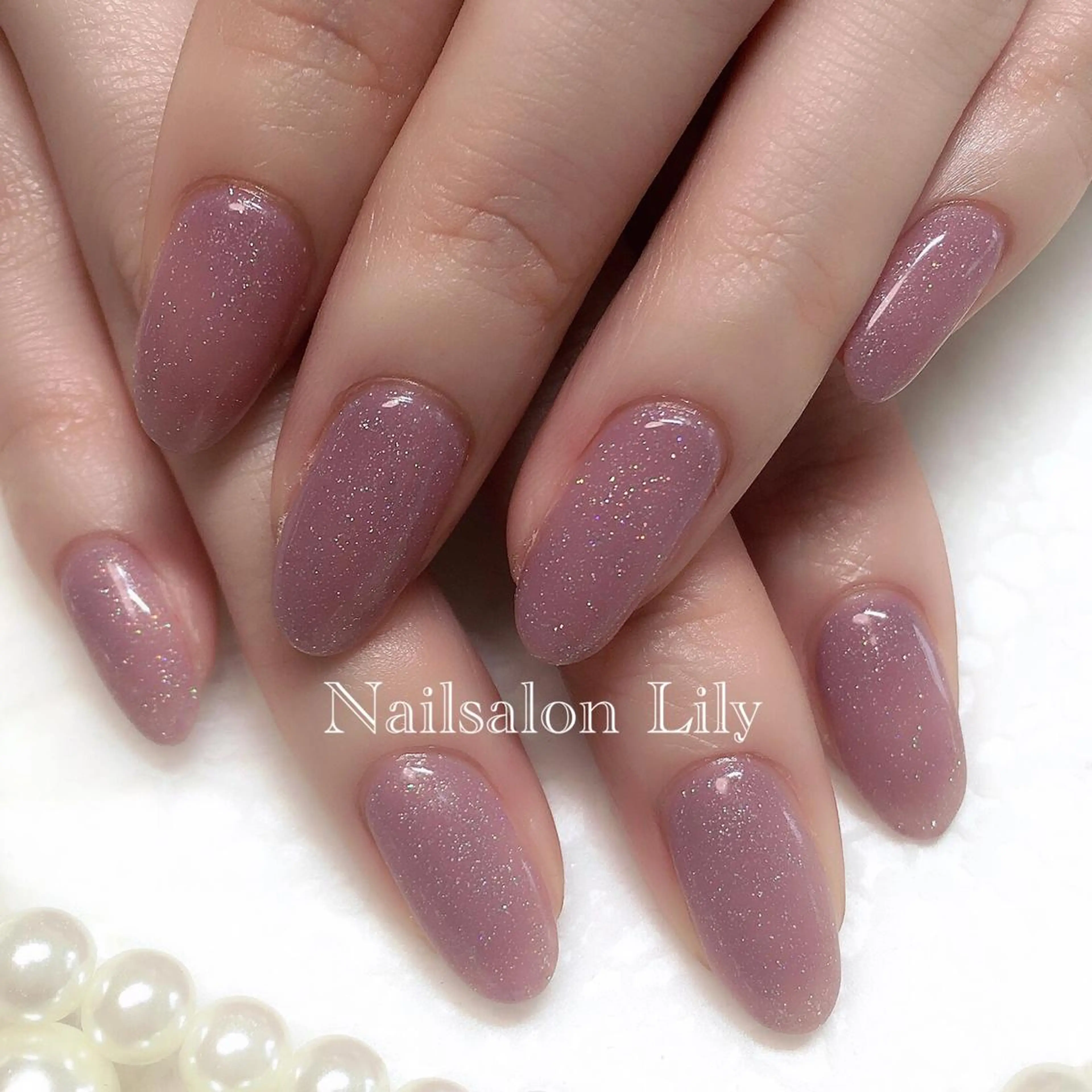 ネイル キラキラネイル ワンカラーネイル ハンドネイル Nailsalon Lilyのネイルデザイン