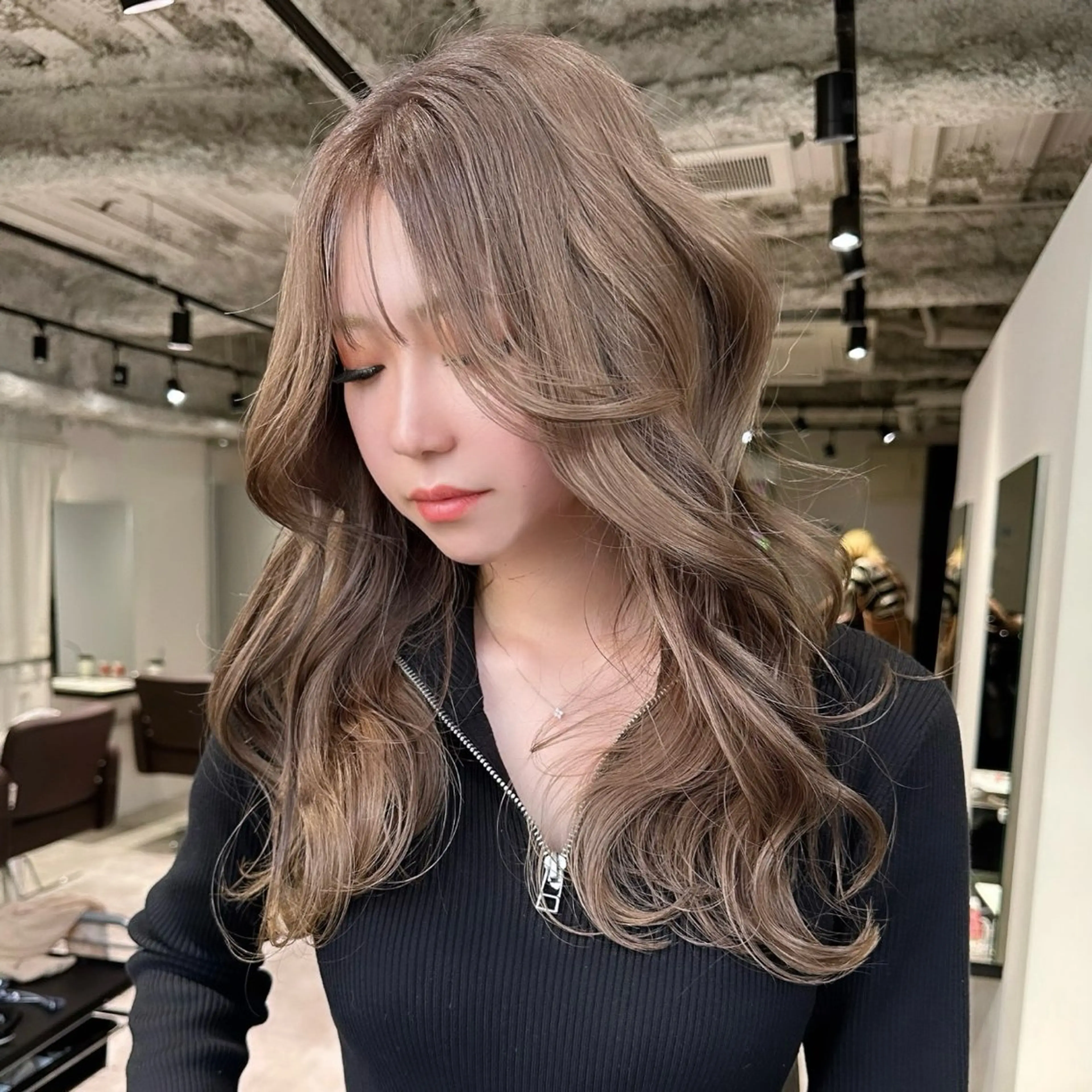 ロング カラー パーマ ヘアアレンジ ブリーチ ケアブリーチ ダブルカラー ハイライトカラー インナーカラー カット ヘアカラー トリートメント 髪質改善/レイヤー ダブルカラー塚本耀のヘアスタイル