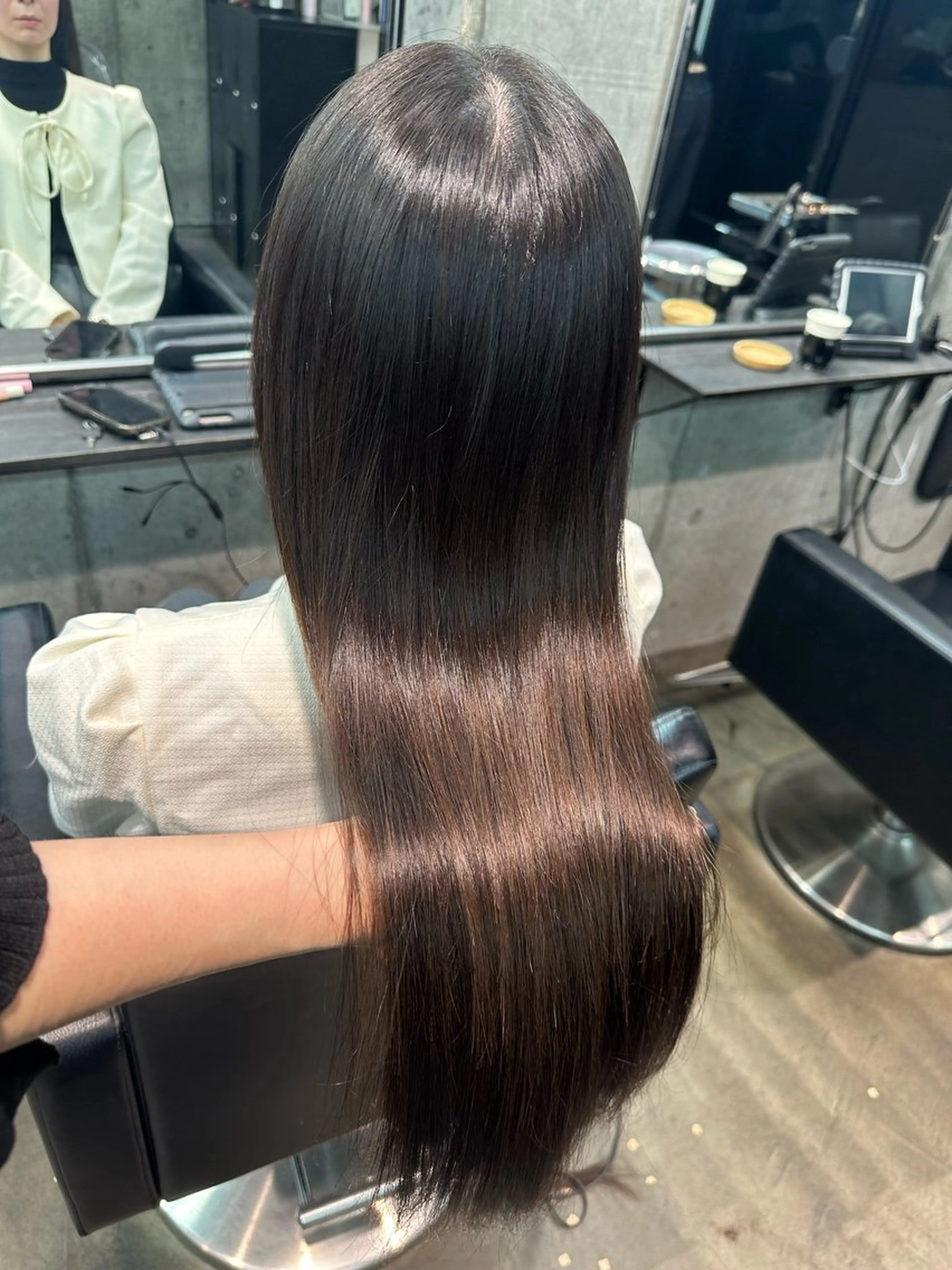 ロング エクステ 🫧シールエクステ/ 艶カラー🫧アサミ️のヘアスタイル