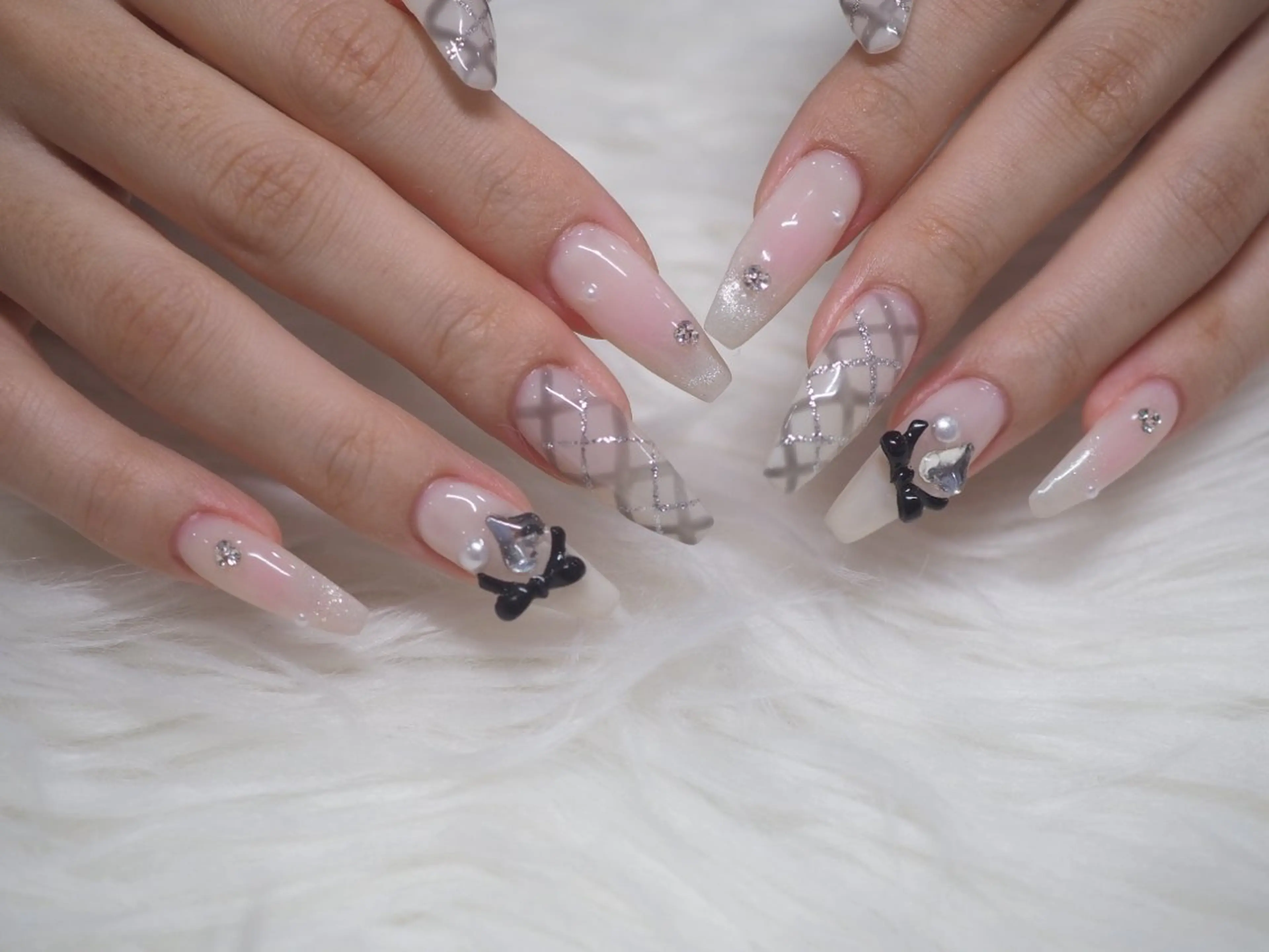 ネイル lolonail Nのネイルデザイン