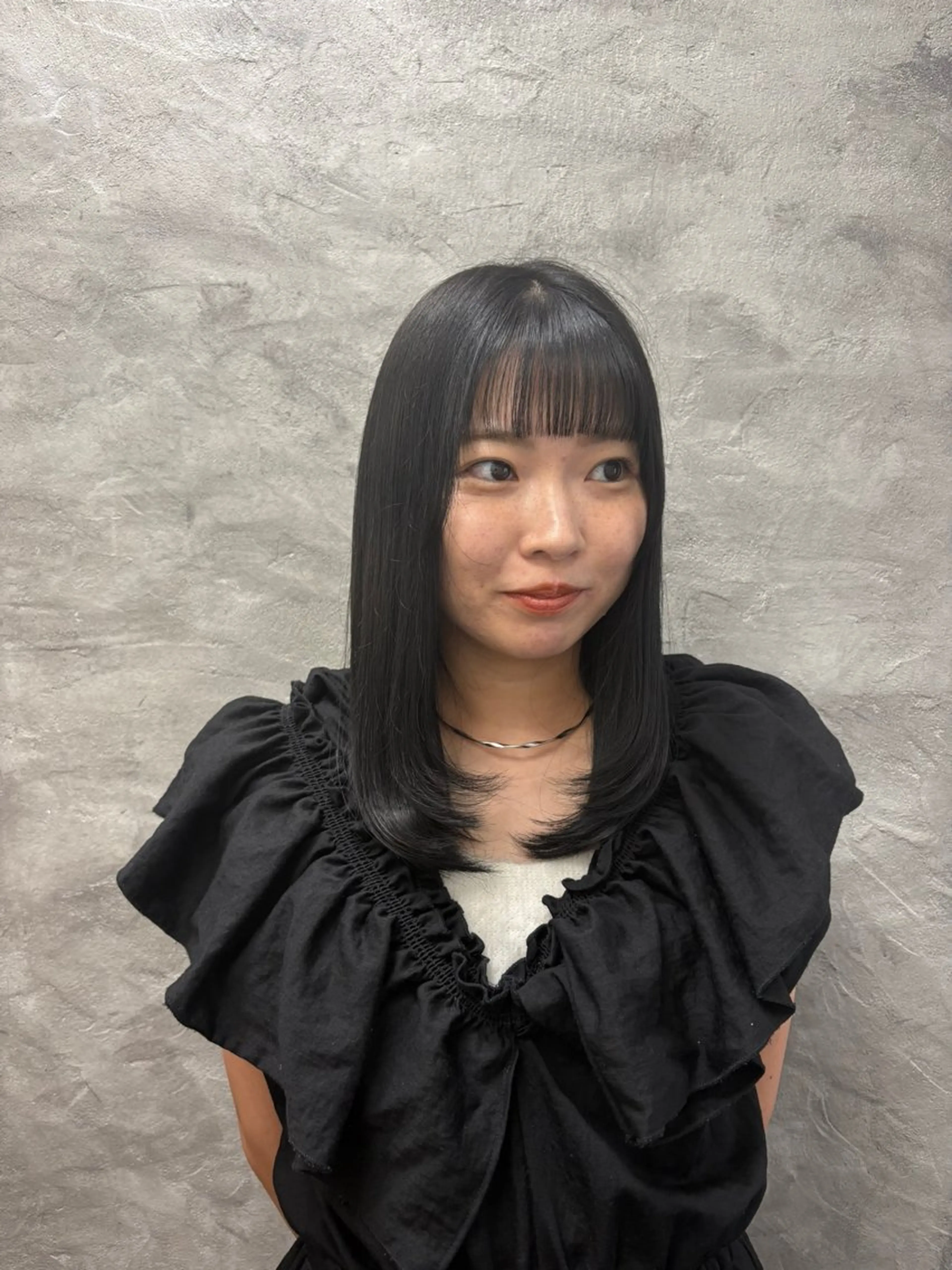 ミディアム ヘアカラー ルプラボウ/篠島 みなみ/豊川のヘアスタイル