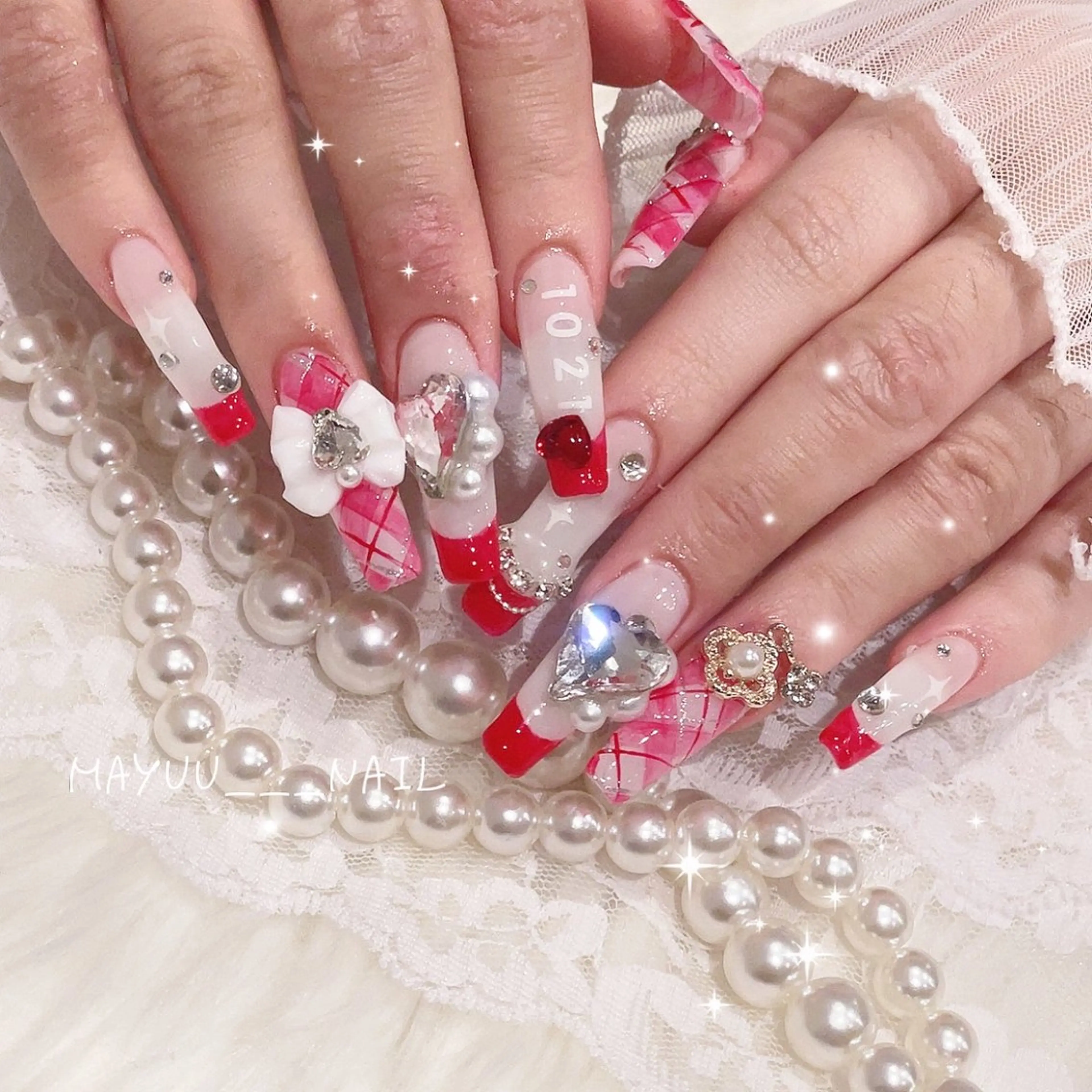 ネイル ロングネイル 🎀 Mayu 🎀痛ネイルのネイルデザイン