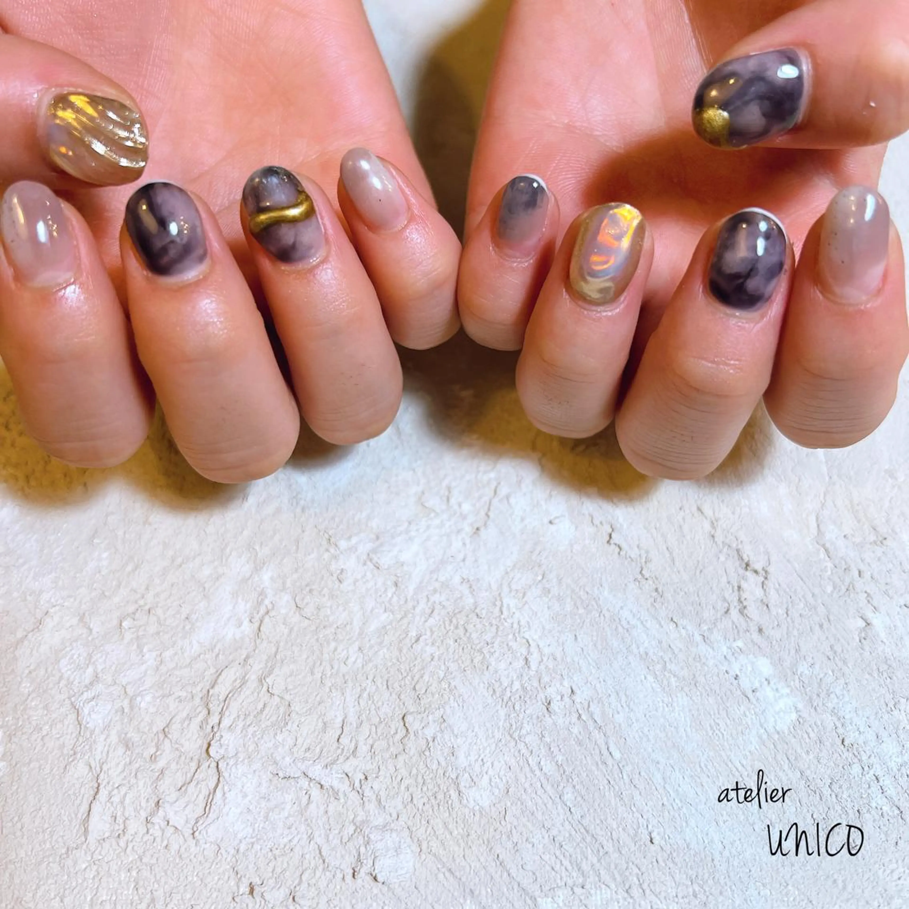 ネイル ゴールド ネイビー ハンドネイル アトリエ UNICOのネイルデザイン