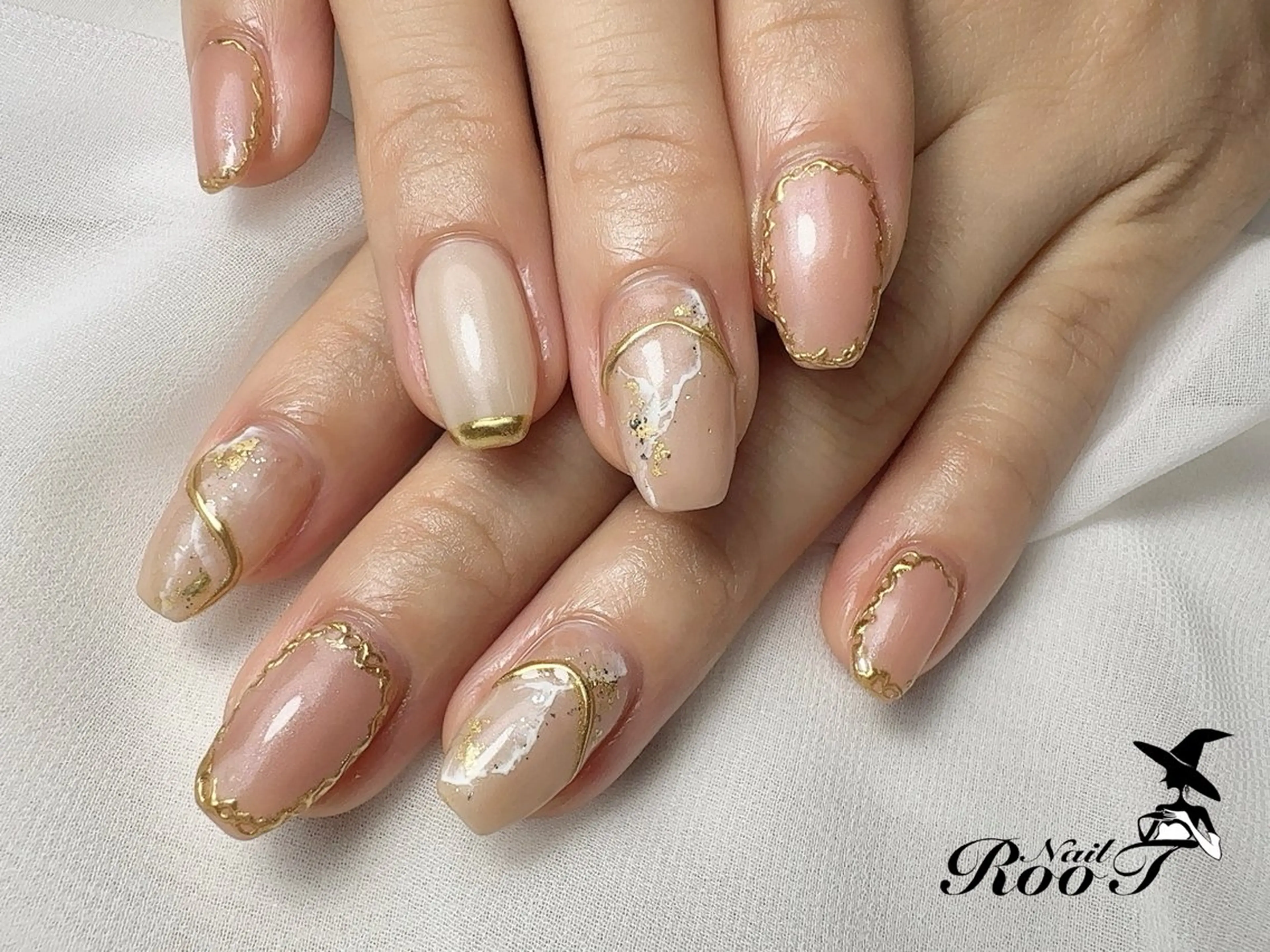 ネイル ニュアンスネイル ハンドネイル RooT Nailのネイルデザイン