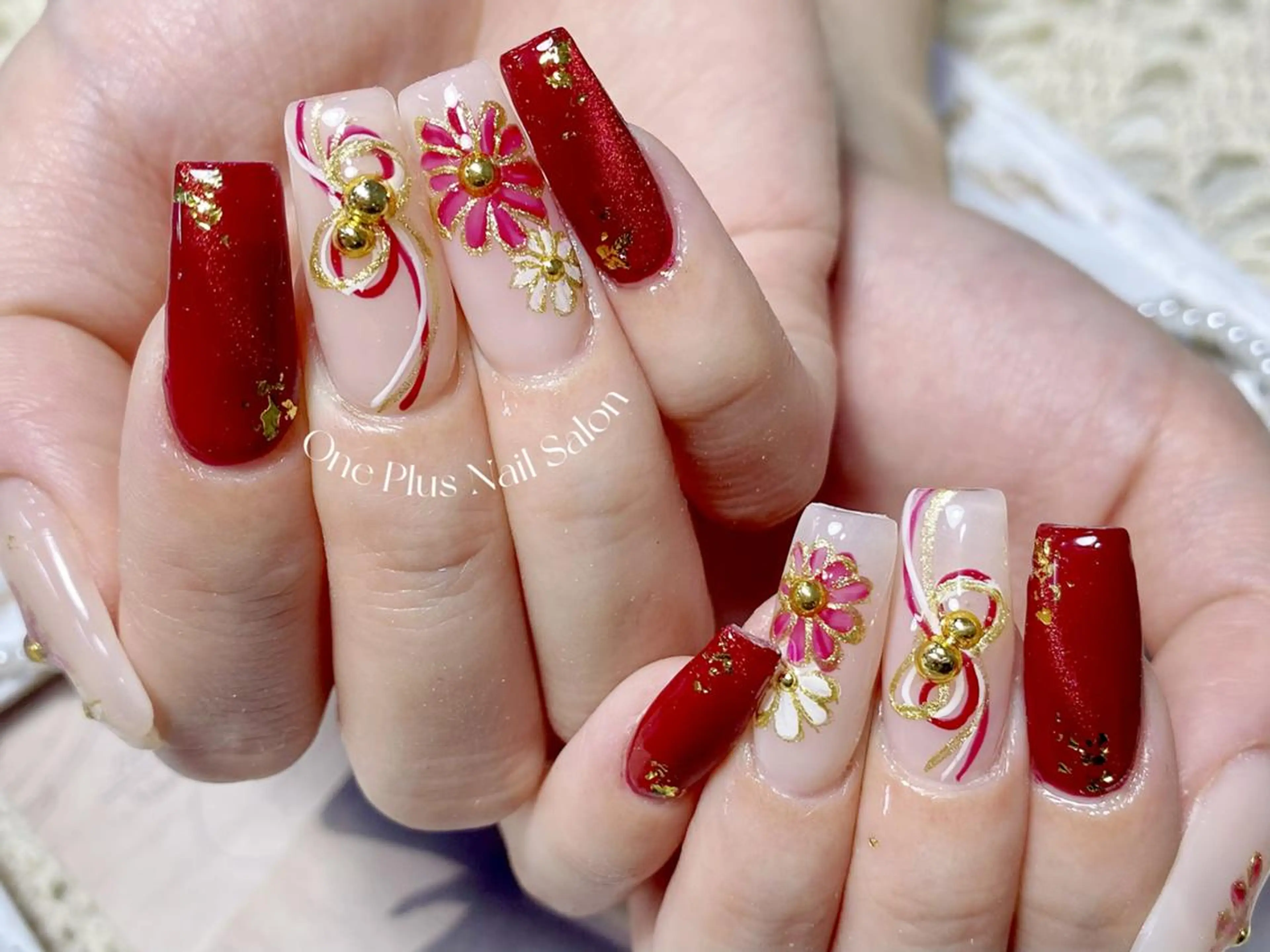 ネイル 成人式 スカルプネイル 春ネイル ワンホンネイル 冬ネイル ハンドネイル ハンドケア One Plus Nail Salonのネイルデザイン