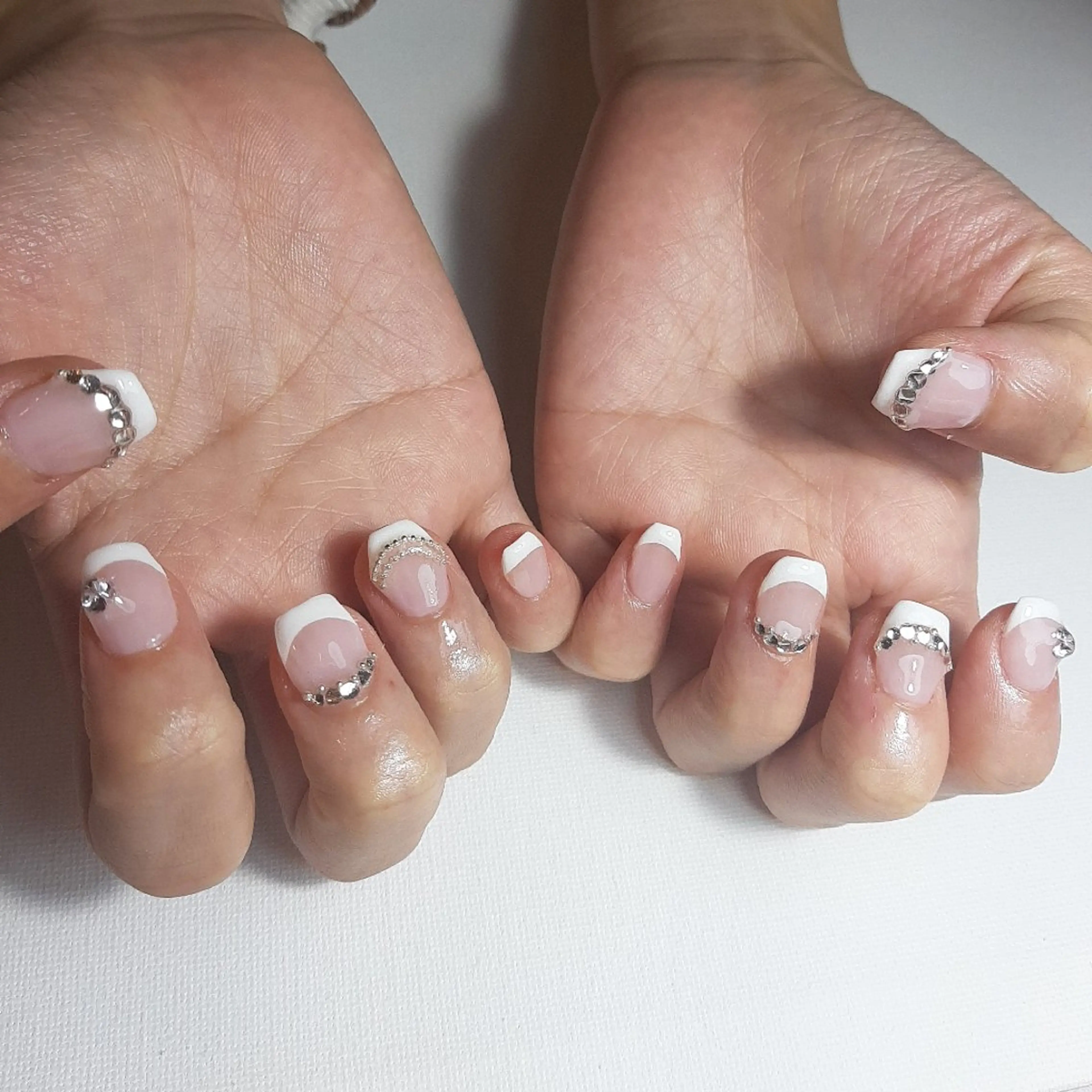 ネイル フレンチネイル ジェルネイル 持ち込み ショートネイル owlnail /持込みデザイン専門のネイルデザイン