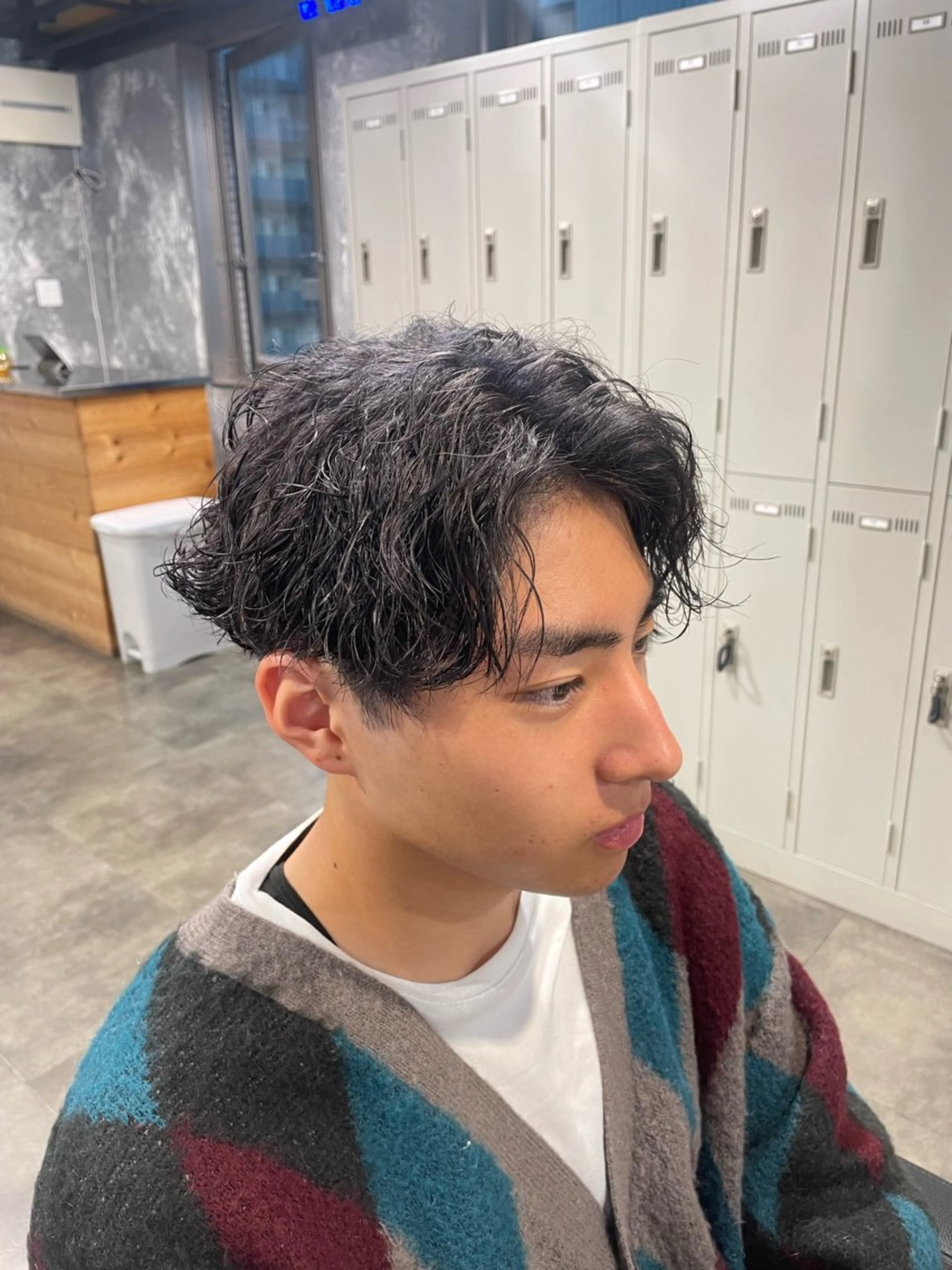 メンズ メンズパーマ 波巻きパーマ カット ヘアカラー パーマ メンズ特化美容師 💠チナツのヘアスタイル