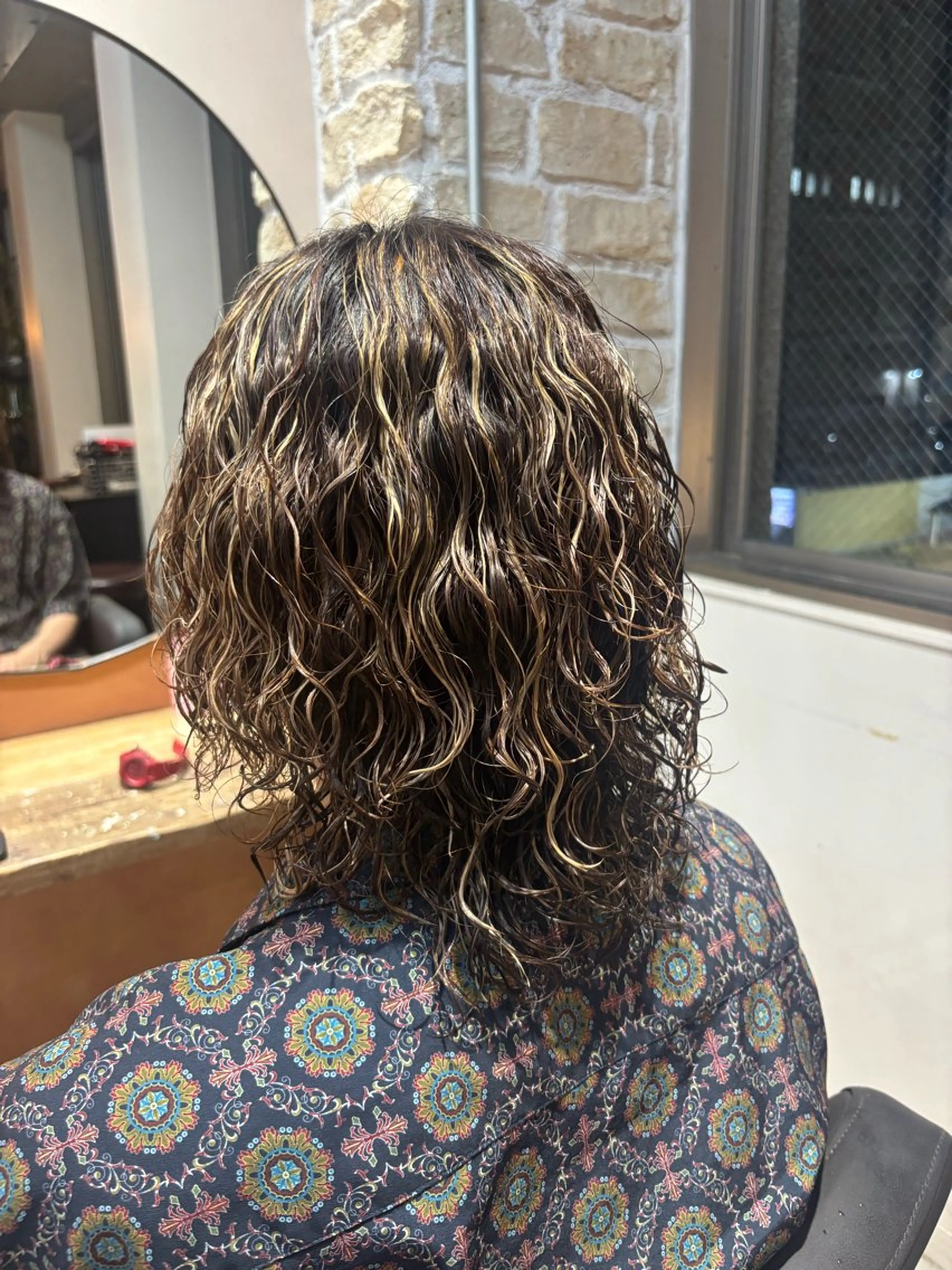 【特殊パーマ✨️】メンズカット👕＆波巻きパーマ🌀＆艶感トリートメント🫧の写真