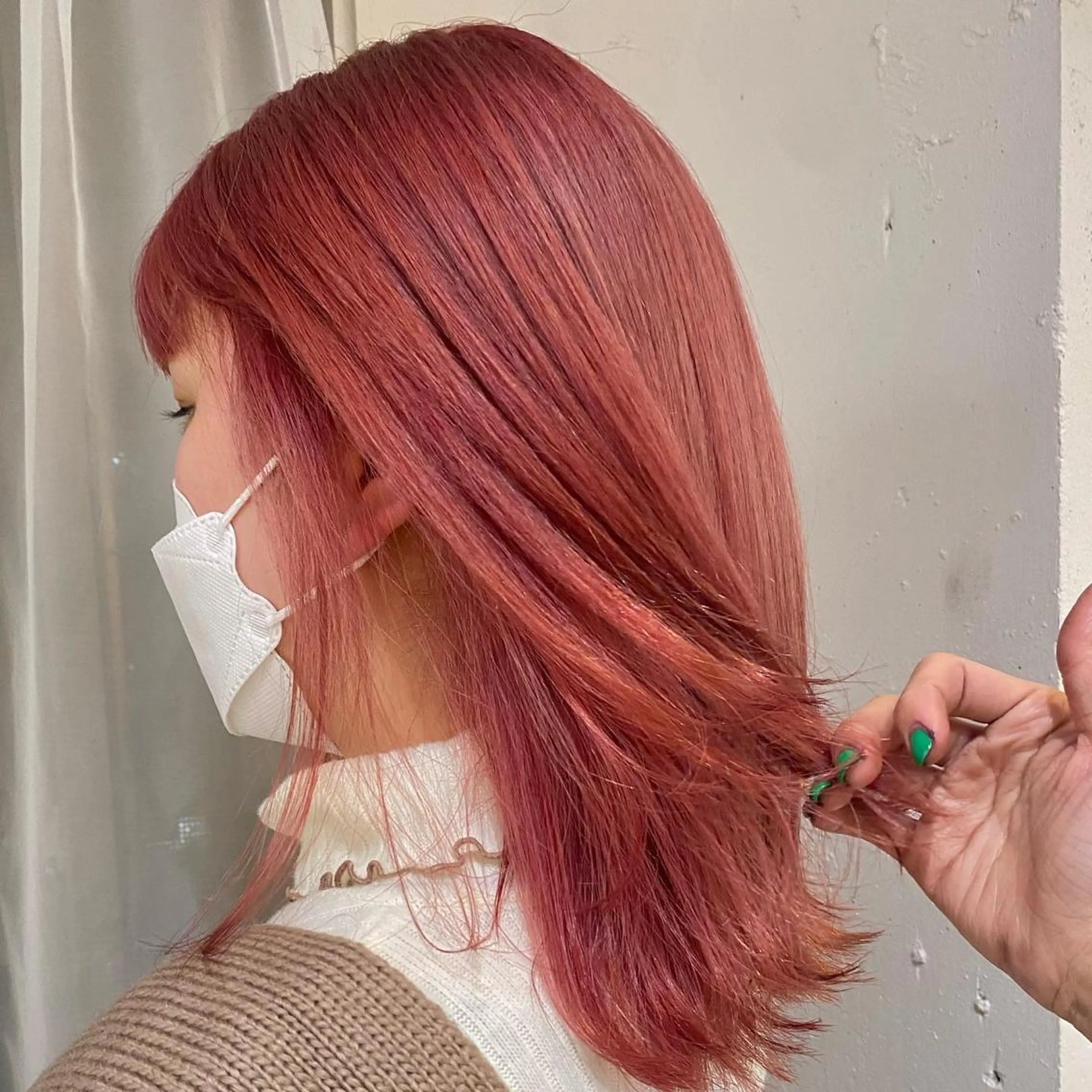 セミロング カラー カット ヘアカラー 梅田ハイトーン チダ ヒナノのヘアスタイル