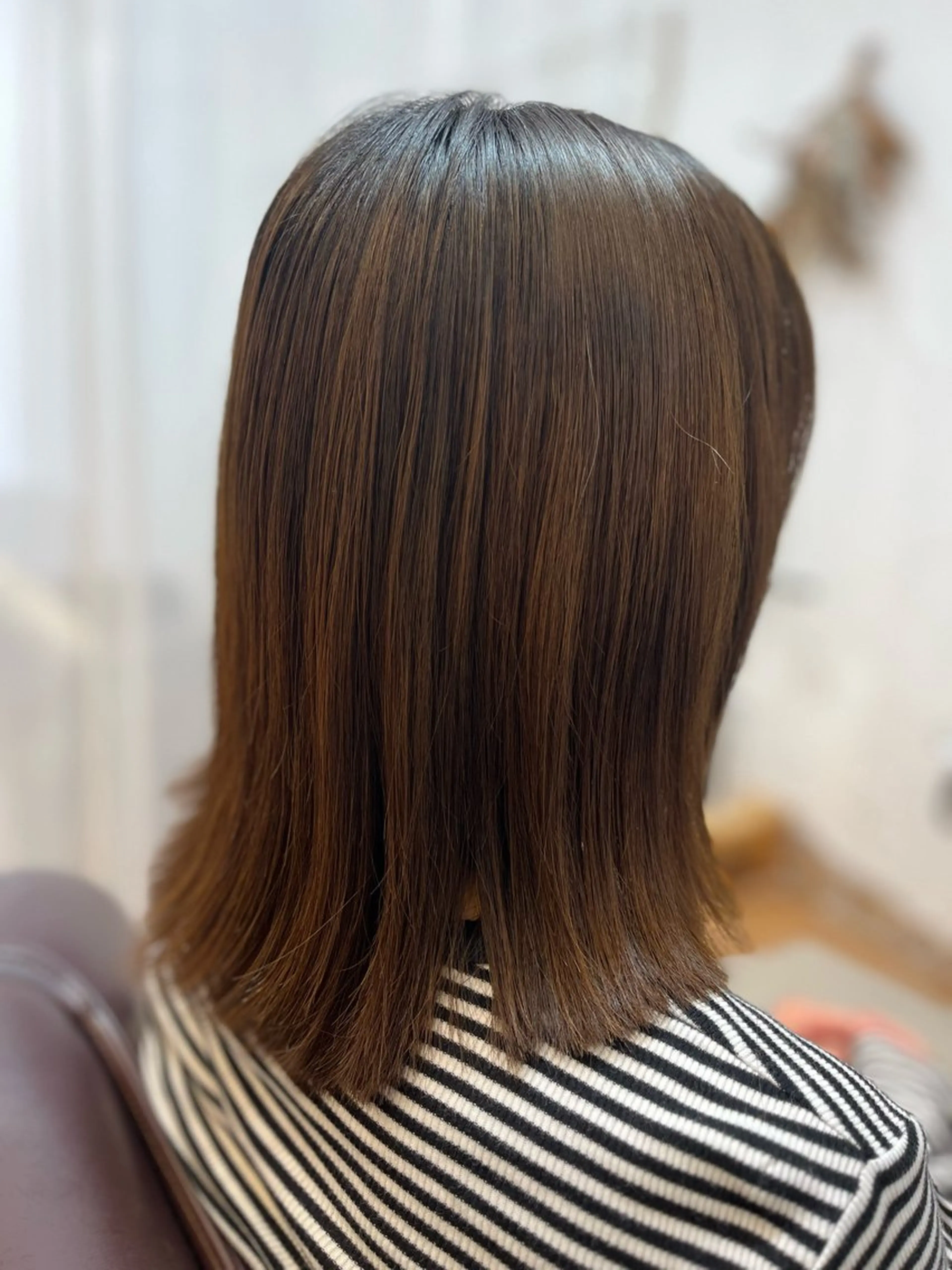 ミディアム 外ハネヘア 森光みやび / WILLOW京橋のヘアスタイル