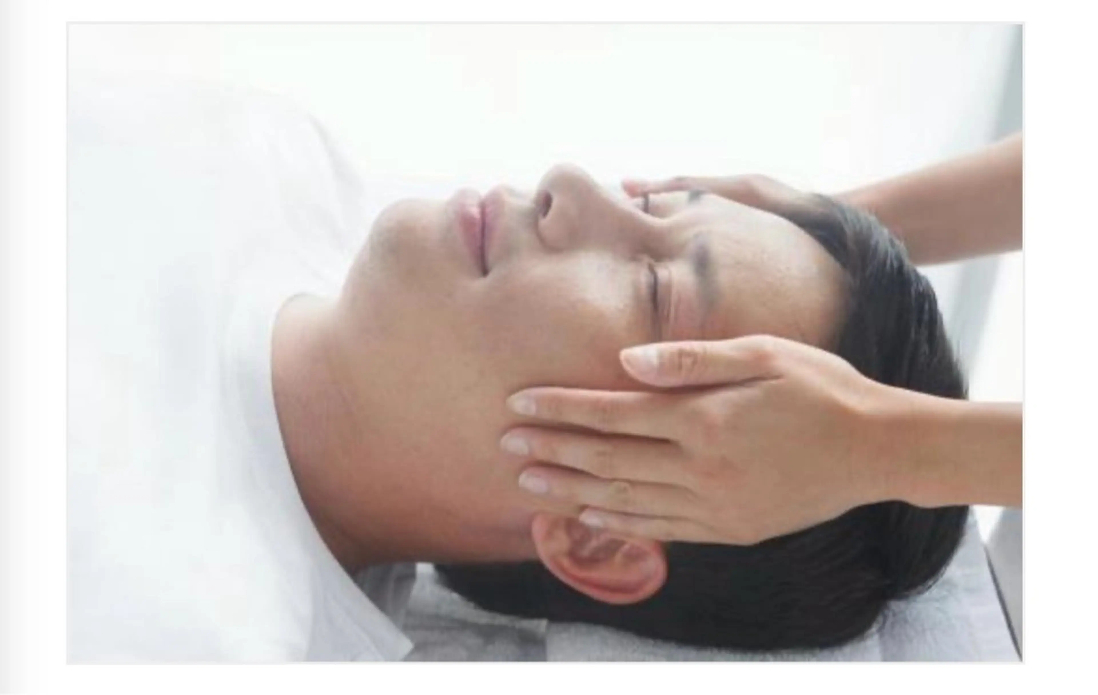 メンズフェイシャルエステ　メンズだってお肌が気になる！ニキビ、くすみ、ごわつき、たるみ、美白、どんなお悩みにも◎の写真