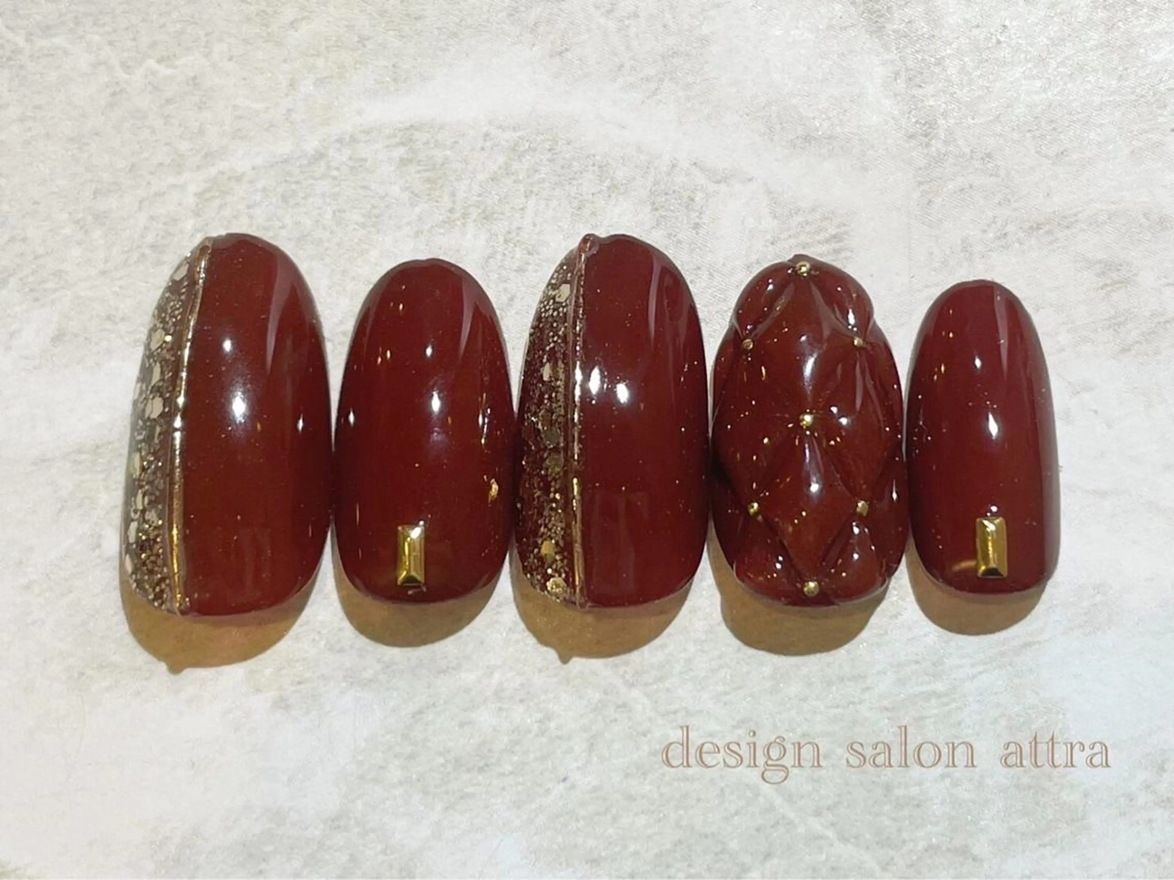 ネイル デザインサロン attra 本八幡店のネイルデザイン