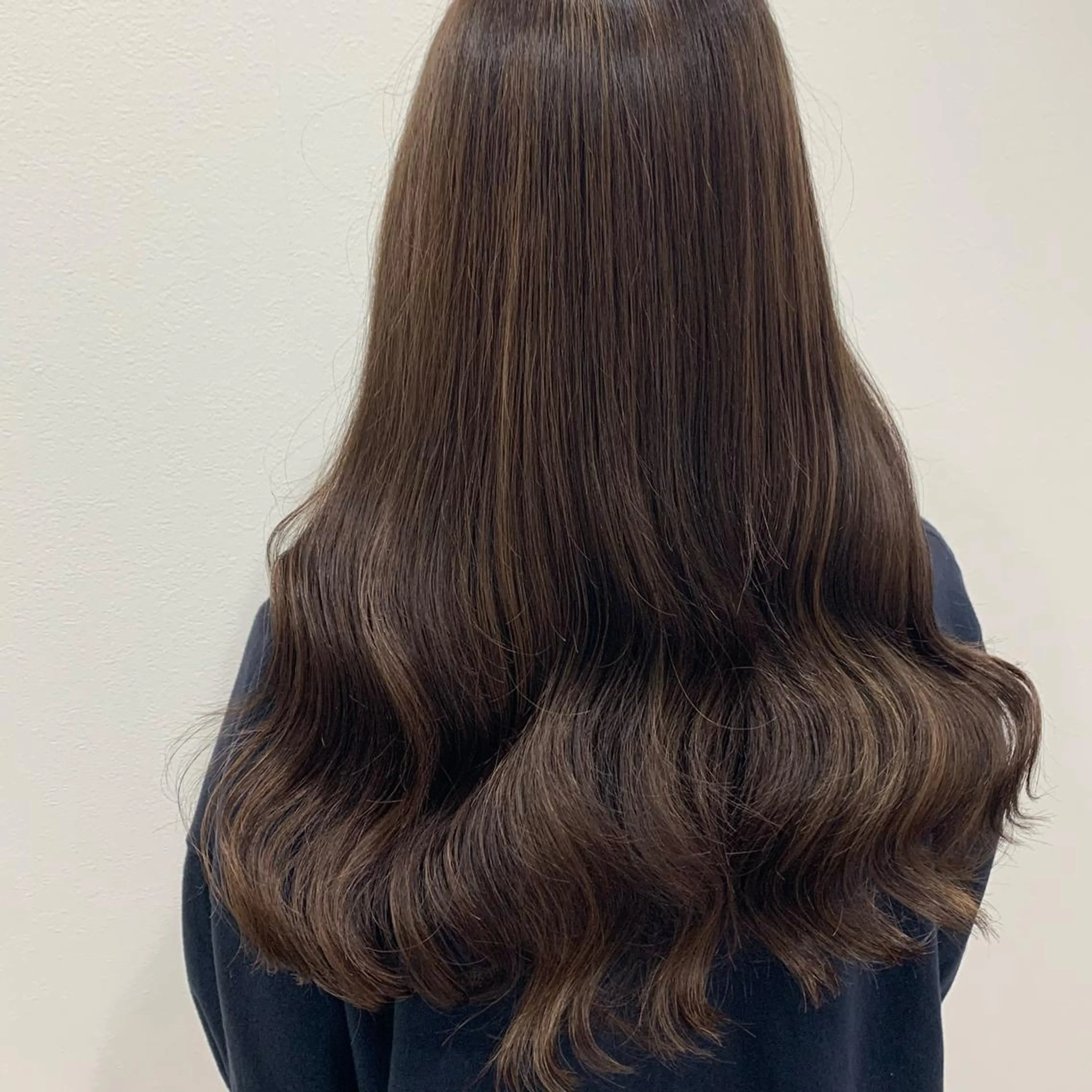 【✨ ご新規様限定クーポン✨ ご新規様は次回も同価格でOK ✨】透明感カラー+うる艶トリートメント（カットなし）の写真