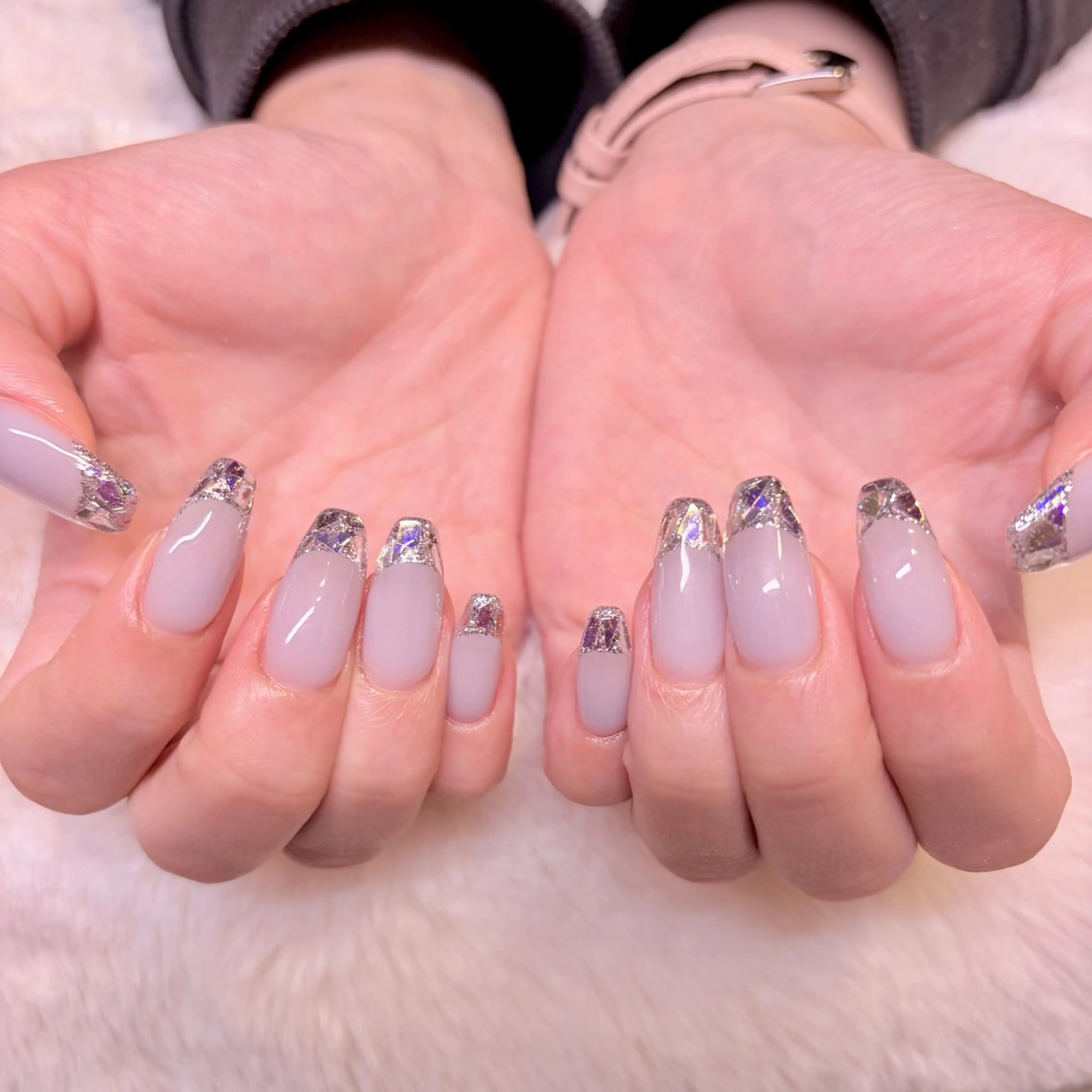 ネイル フレンチネイル ガラスフレンチ ハンドネイル nail salon e'mu💐のネイルデザイン